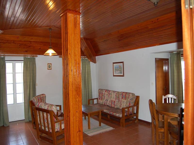 Apartamentos Nazare Apartment *