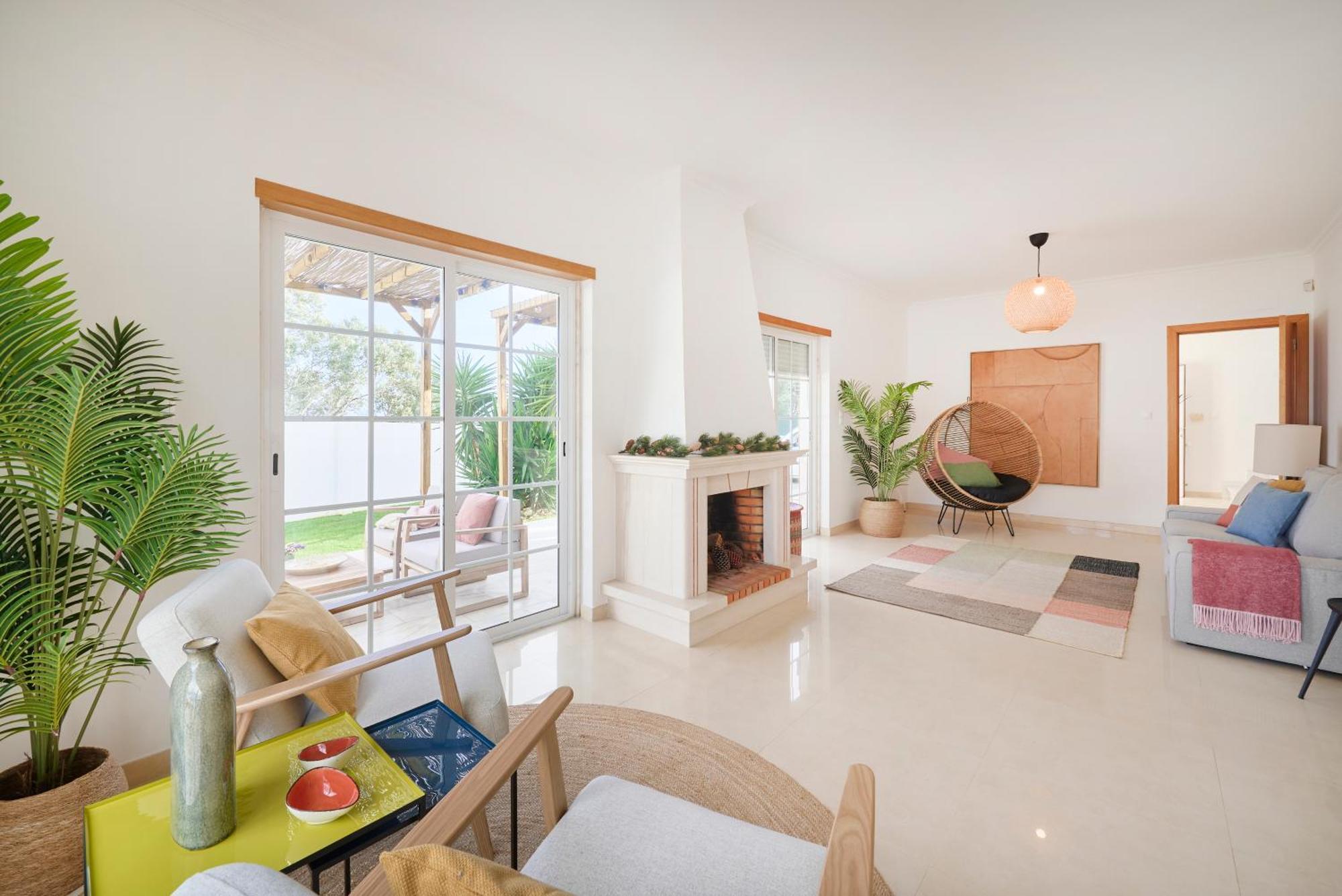 Villa & Cascais Luxury Villa, By Timecooler *