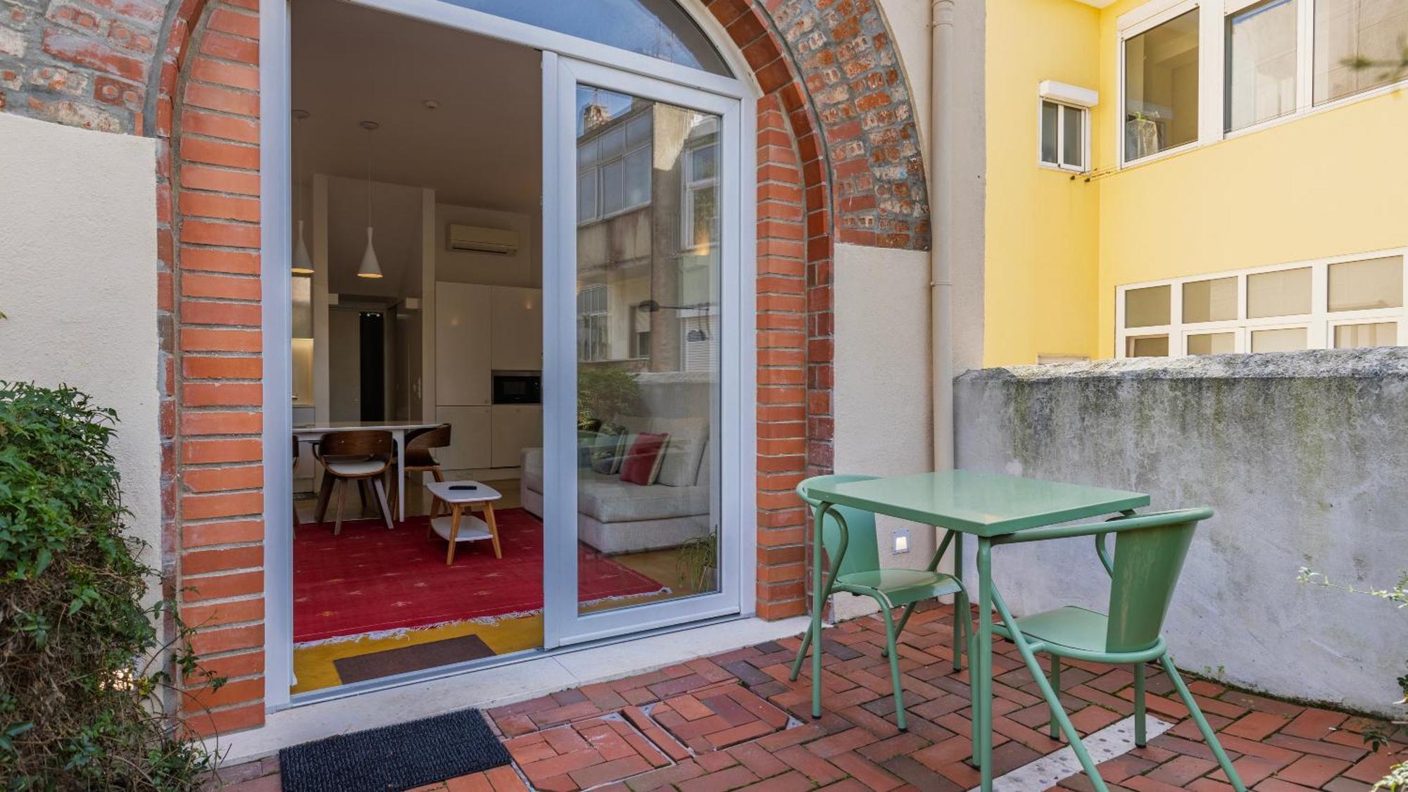 Apartment 1bdr With Garden View By Lovelystay *