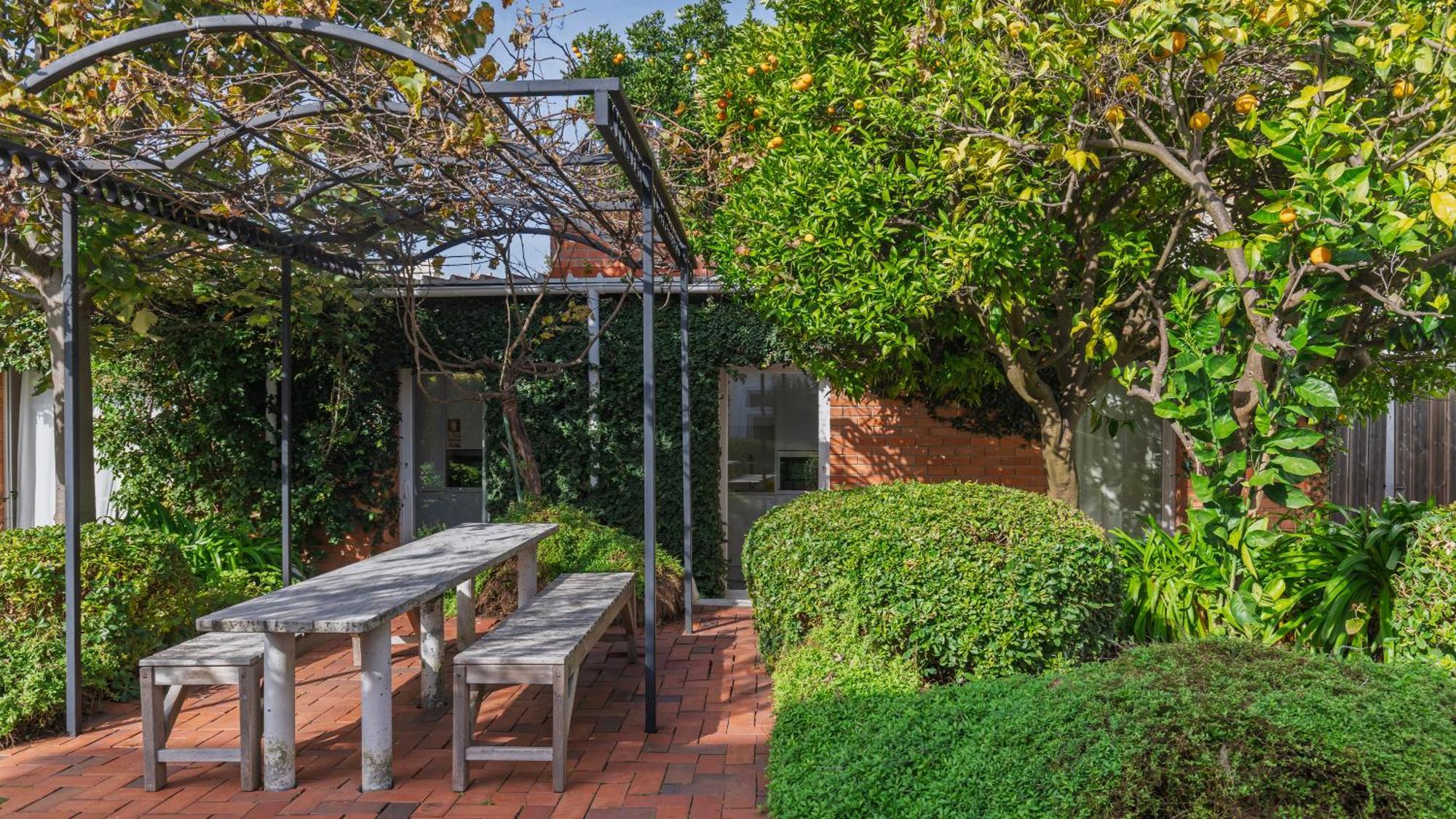 1bdr With Garden View By Lovelystay Apartment *