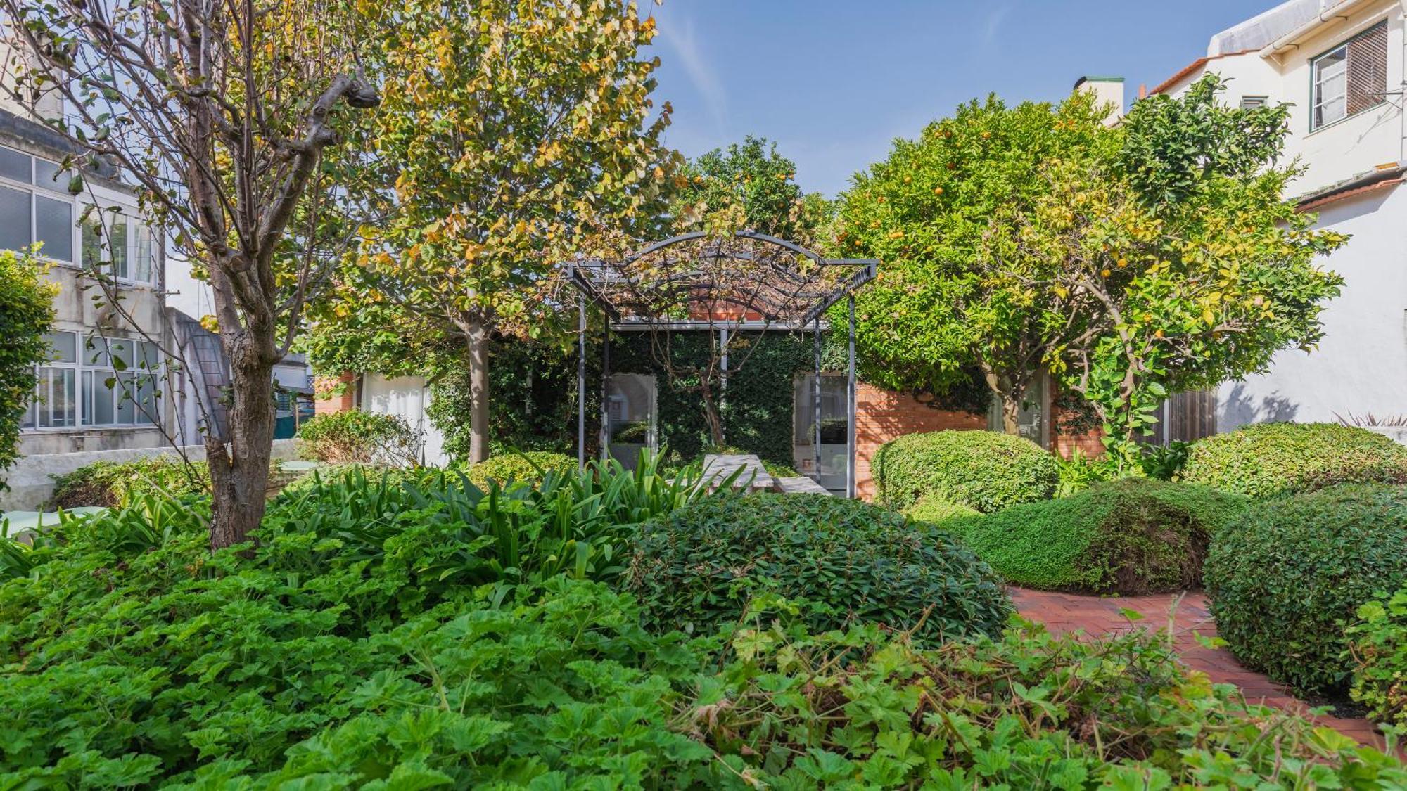 Apartment 1bdr With Garden View By Lovelystay Lisbon