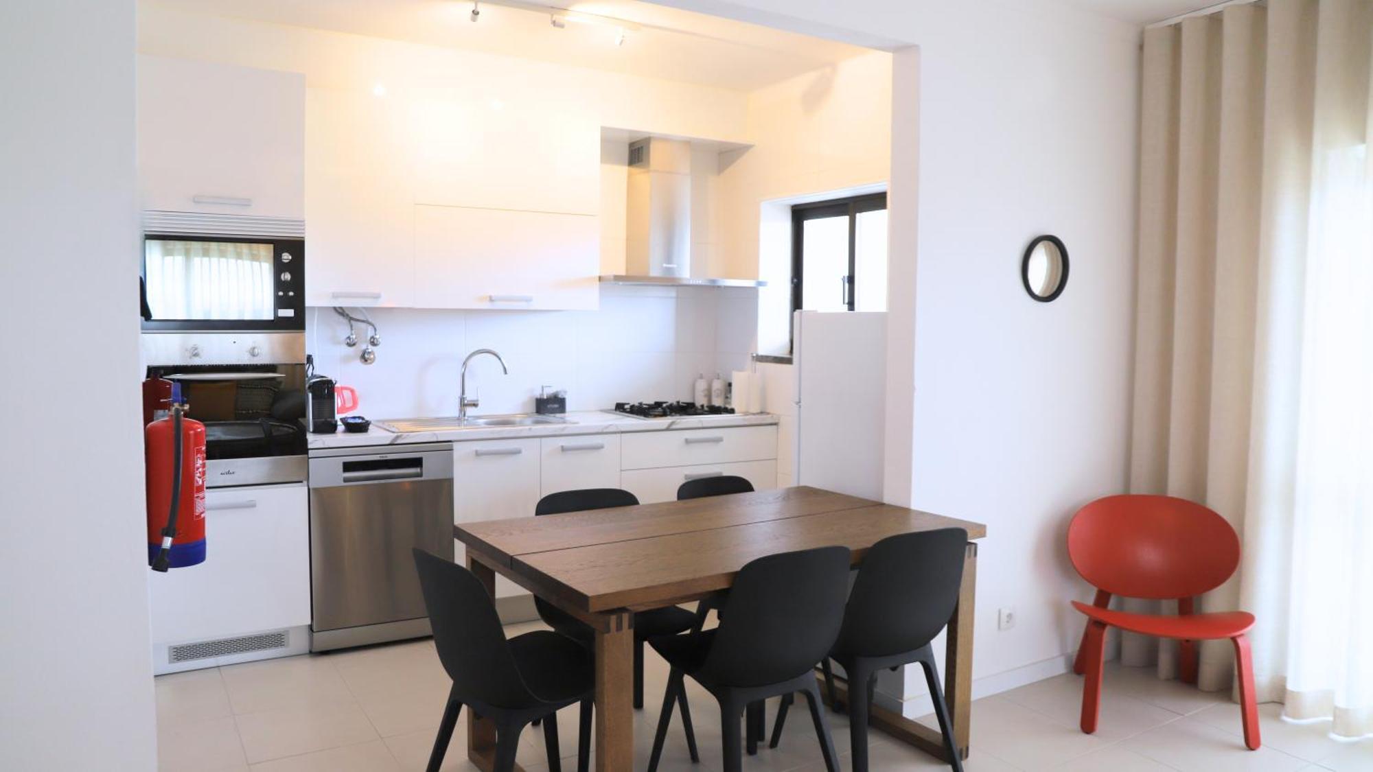Ride Surf & Guest house 4*