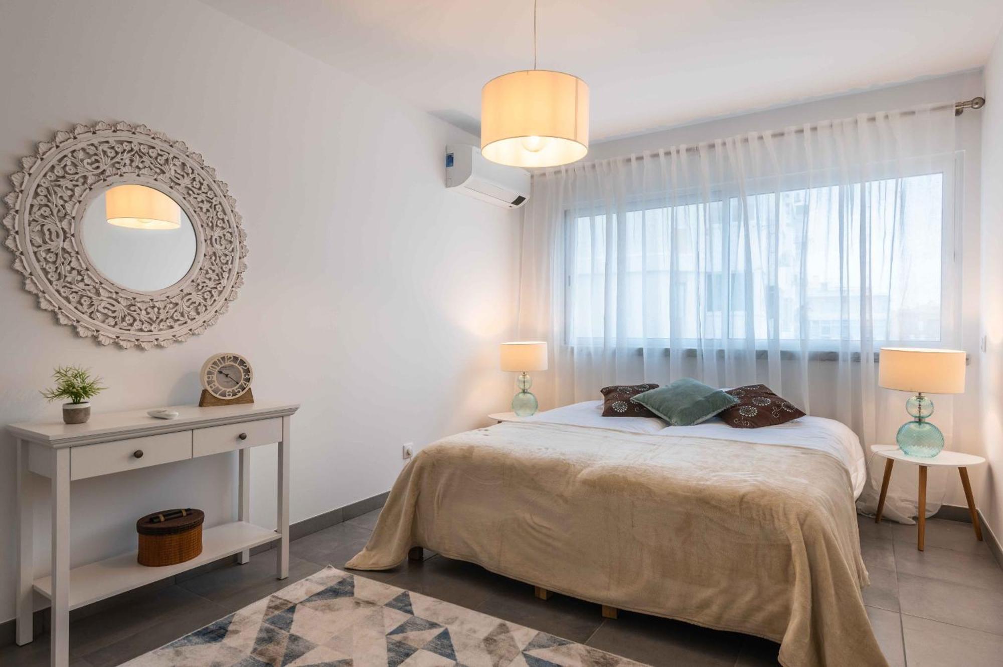 Caravelas 2-bedroom With Pool - 50m From The * Armação de Pêra