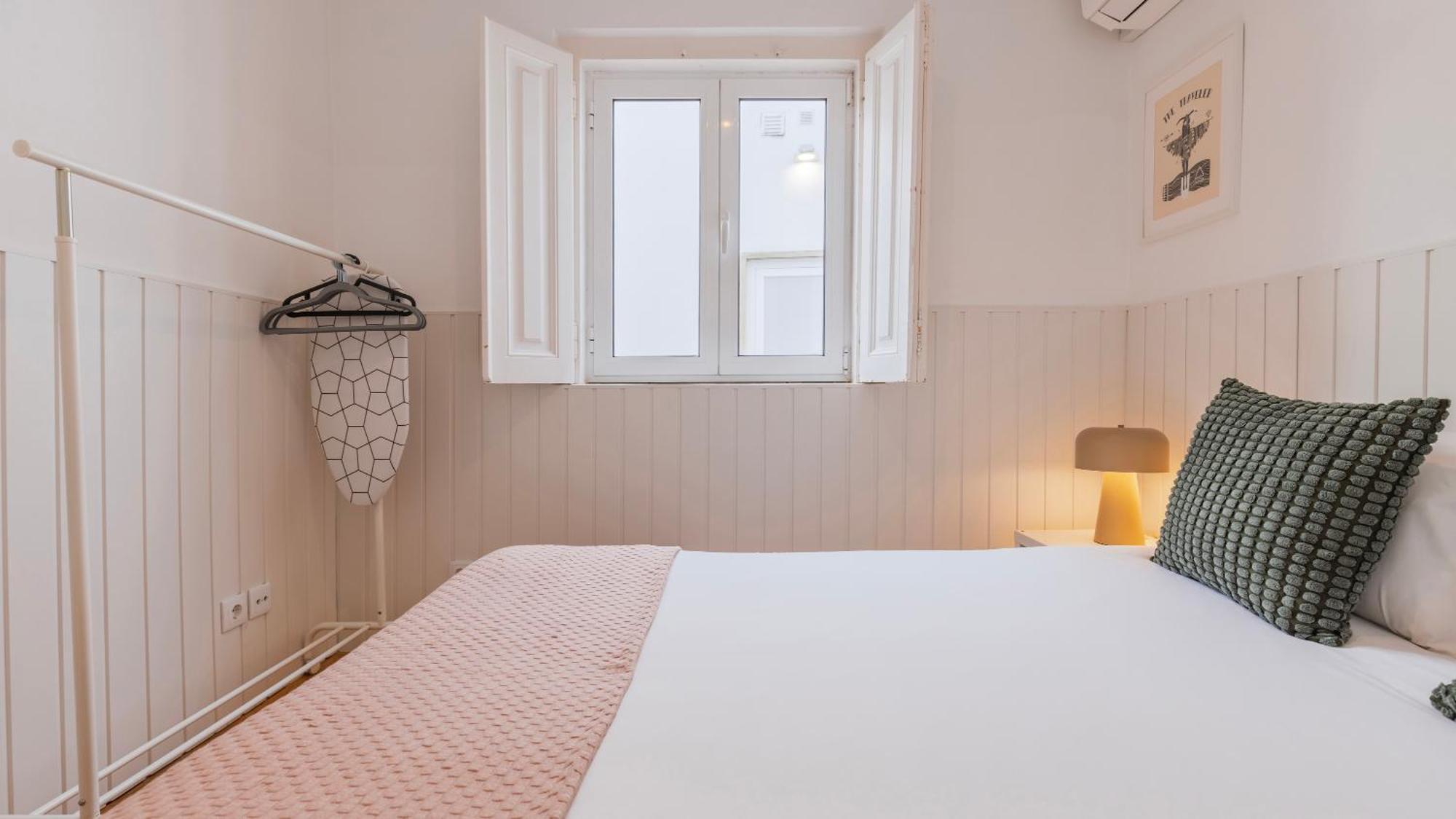 Patio Vilareto - Clara By Lovelystay Apartment