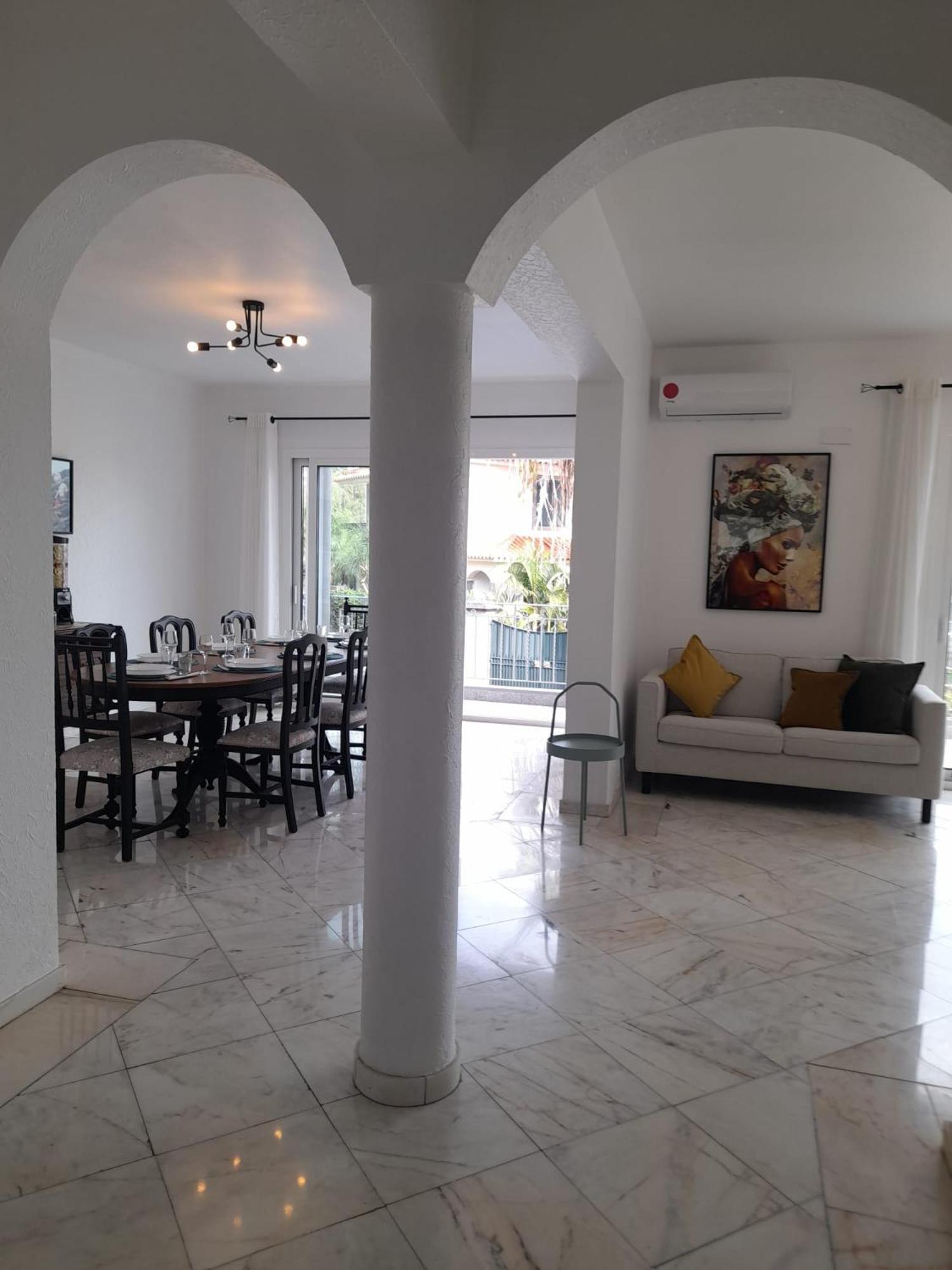 Villa Rodrigues *
