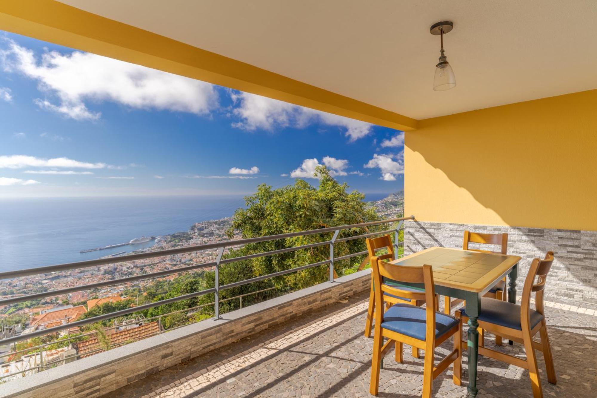 Nobrega By Madeira