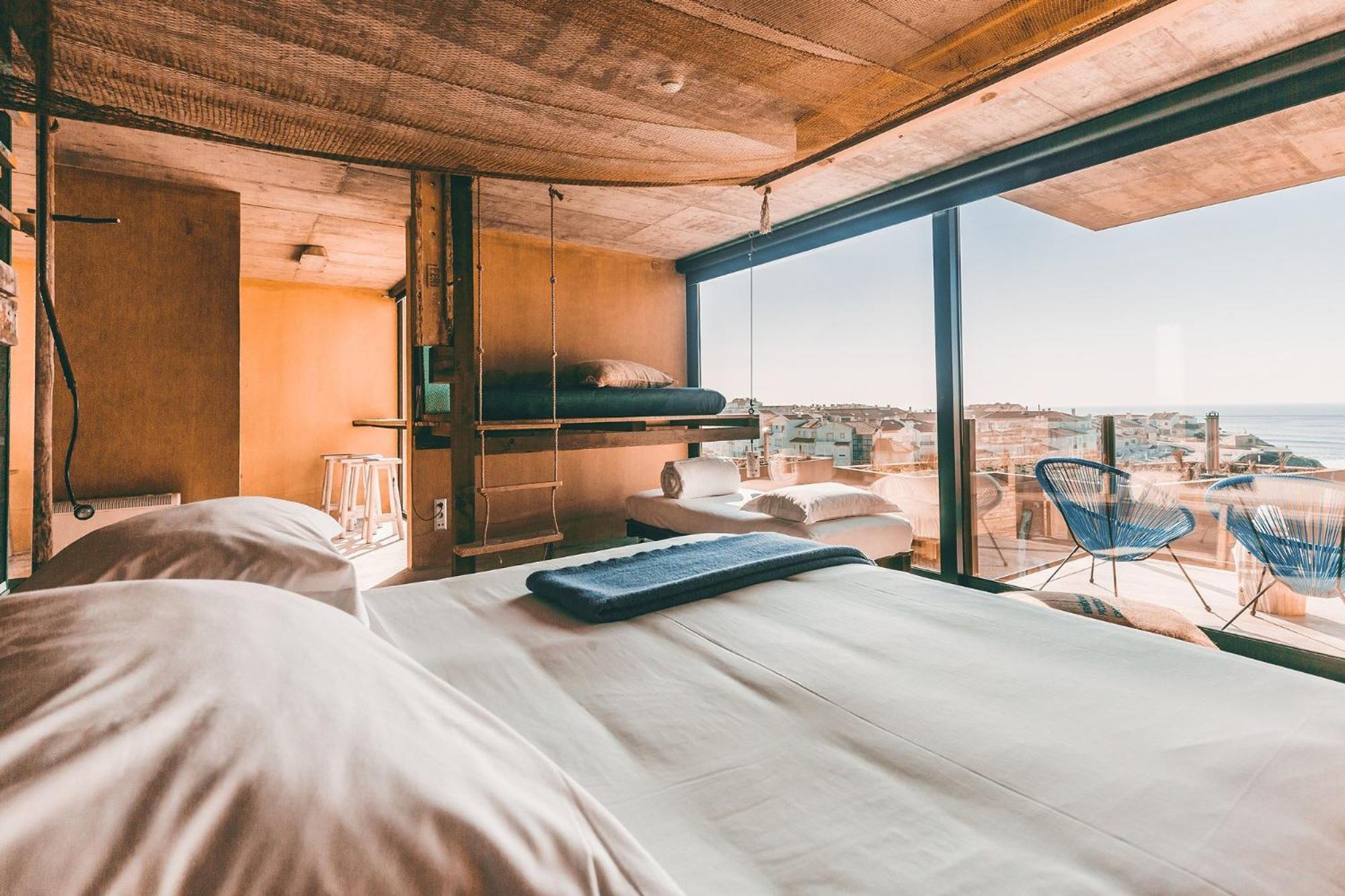 Noah Surf House Portugal Hotel *