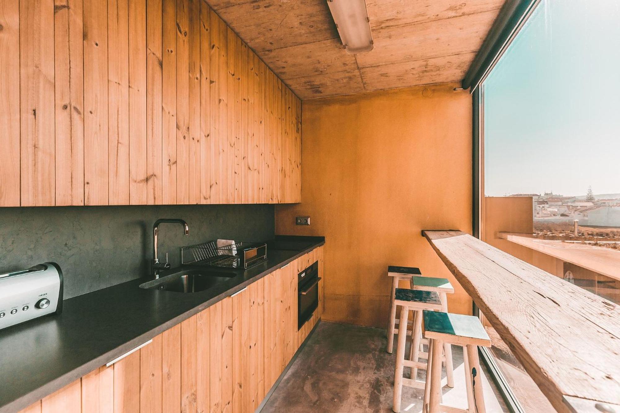 Noah Surf House Portugal Hotel Santa Cruz (Oeste)