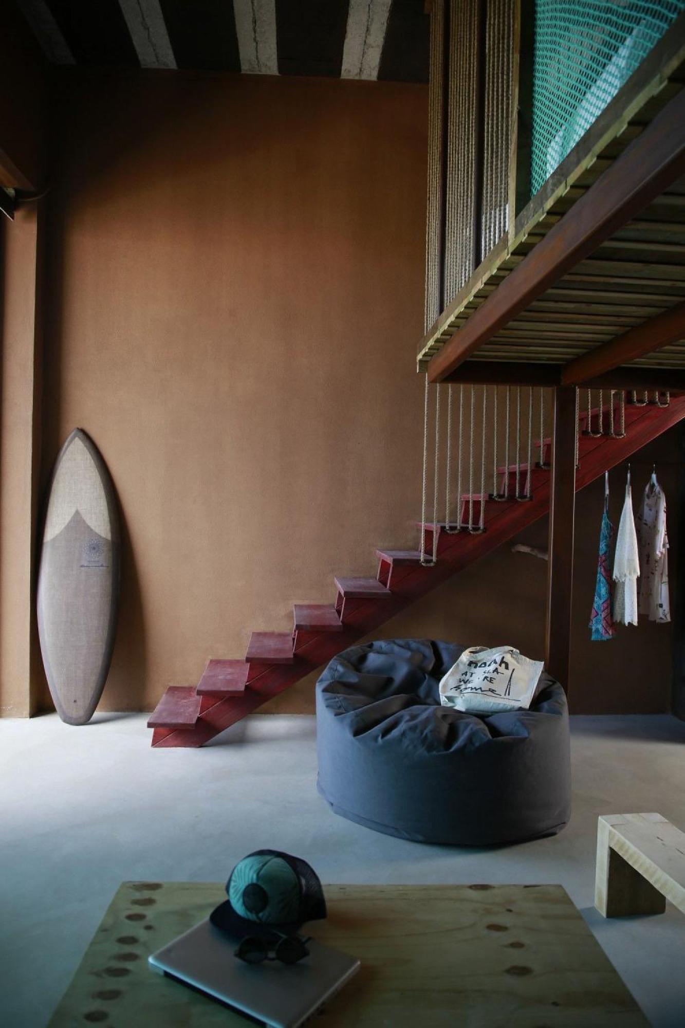 Noah Surf House Portugal Hotel *