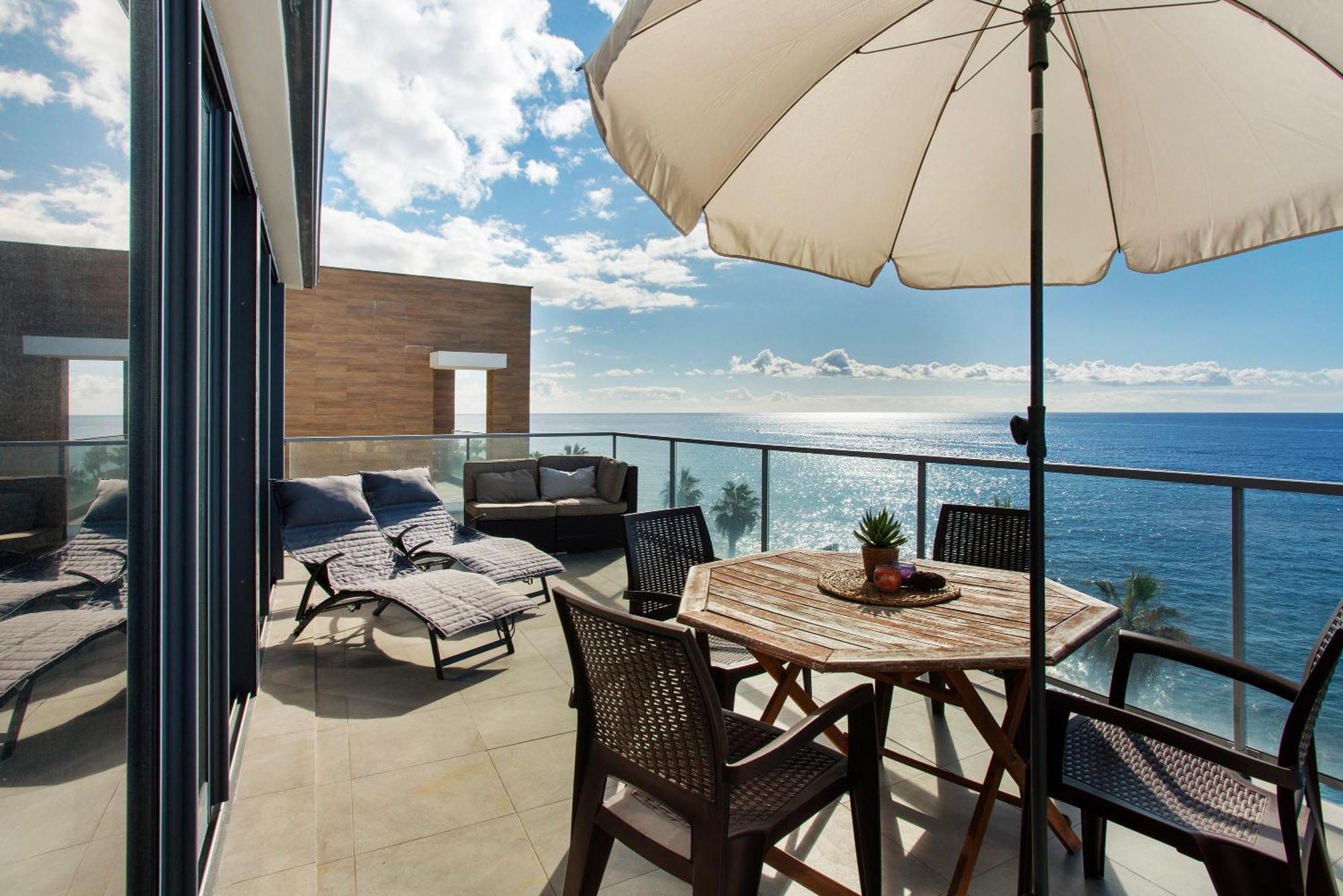 Apartment The Wave House - Seaside Haven