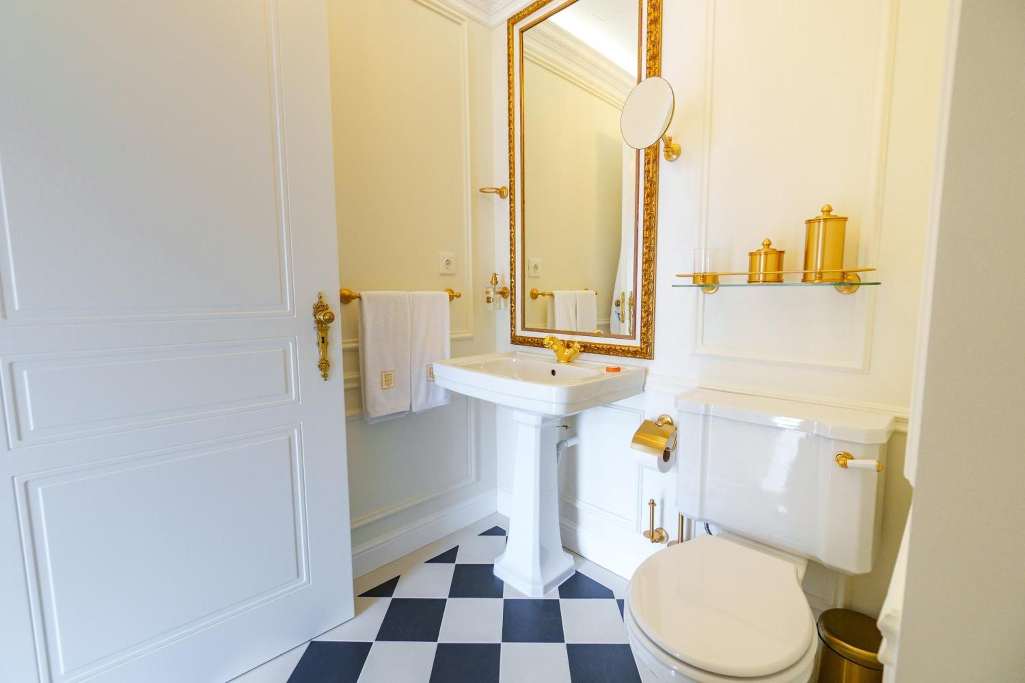 Boutique Teatro Hotel