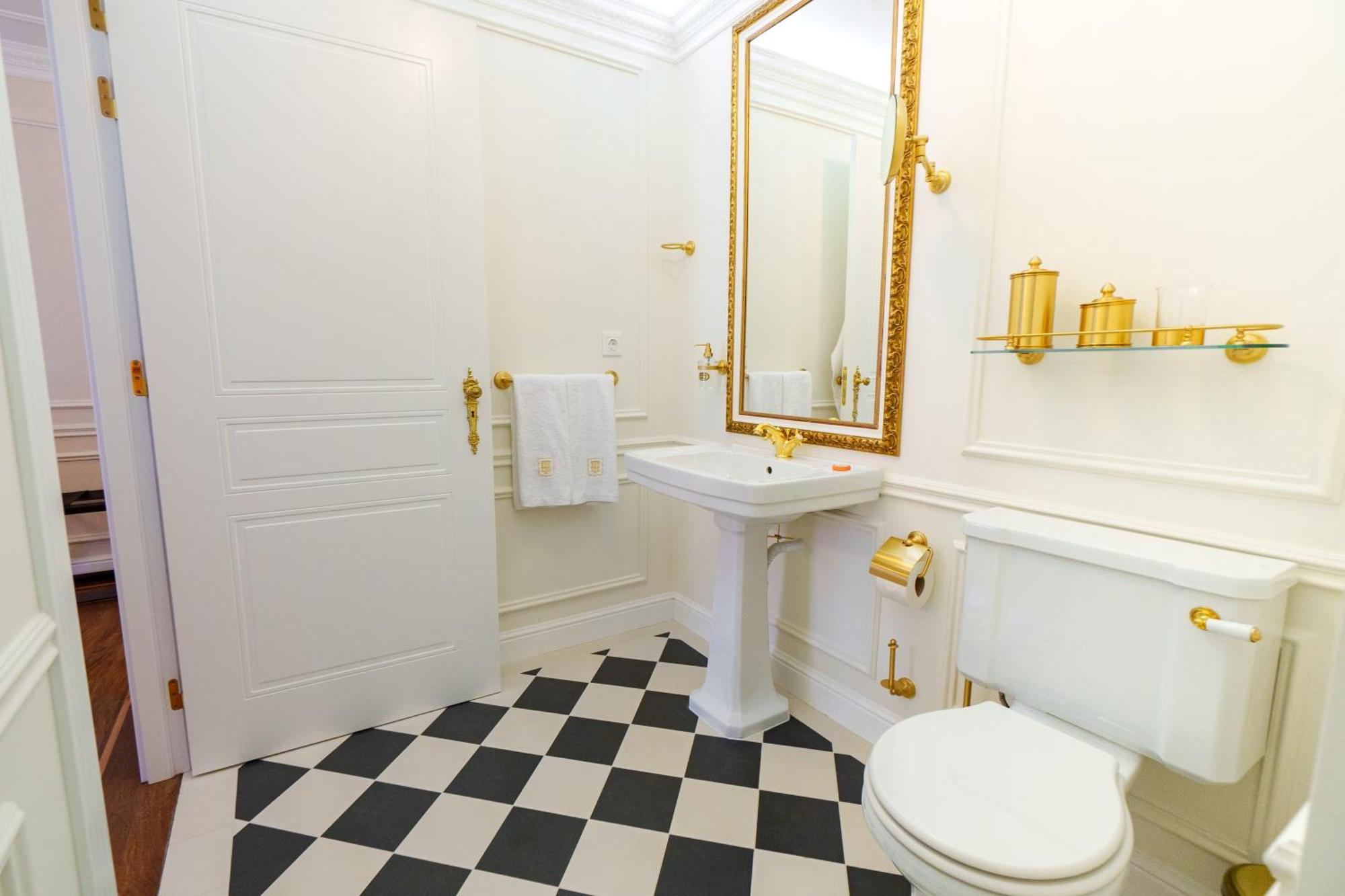 Boutique Teatro Hotel 4*