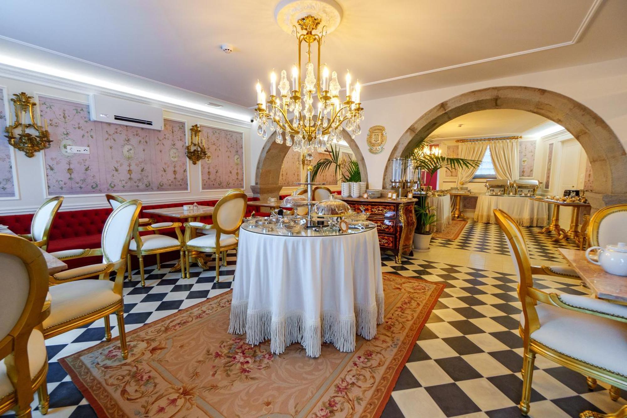 Hotel Boutique Teatro 4*