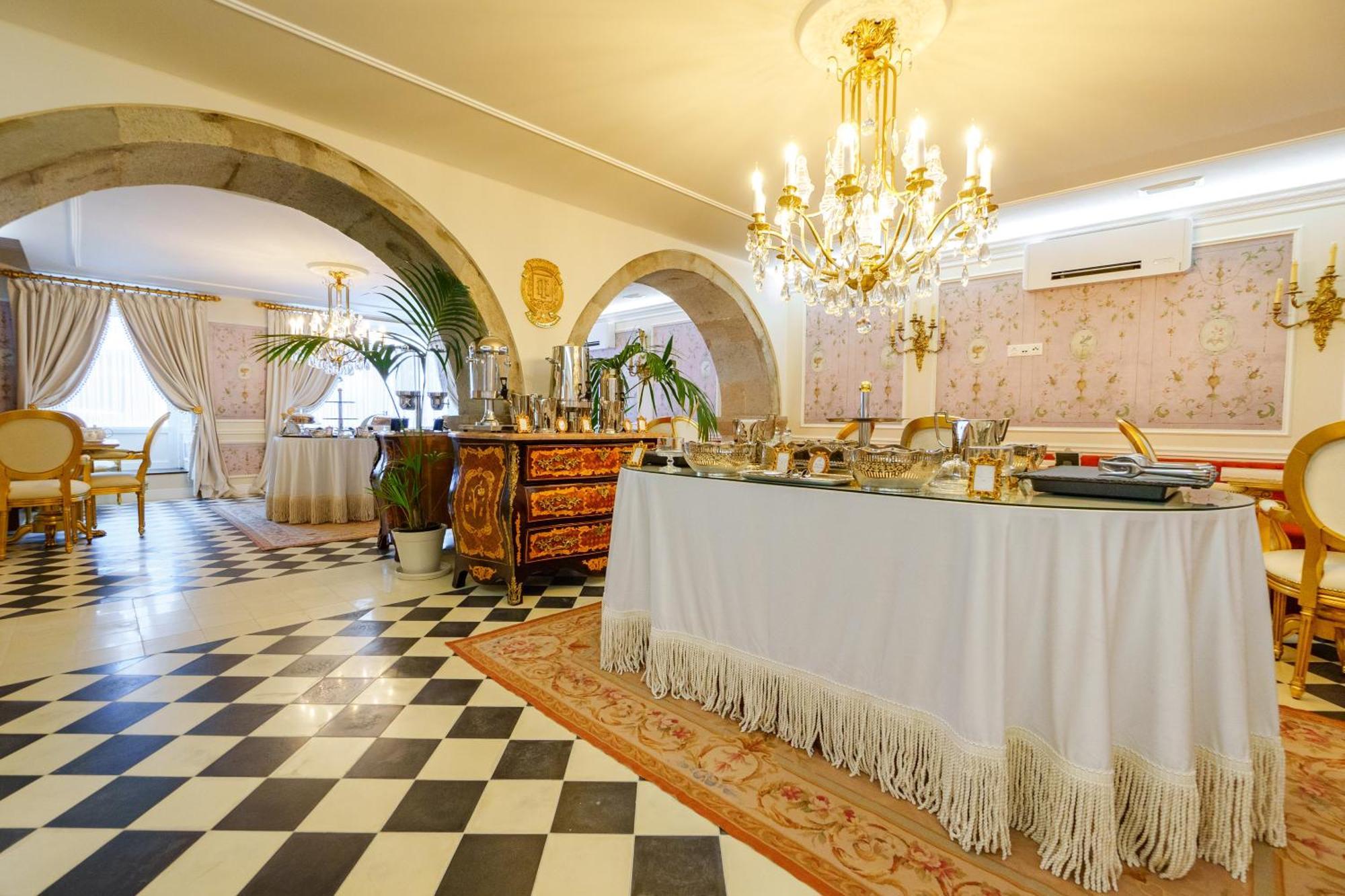 Boutique Teatro Hotel
