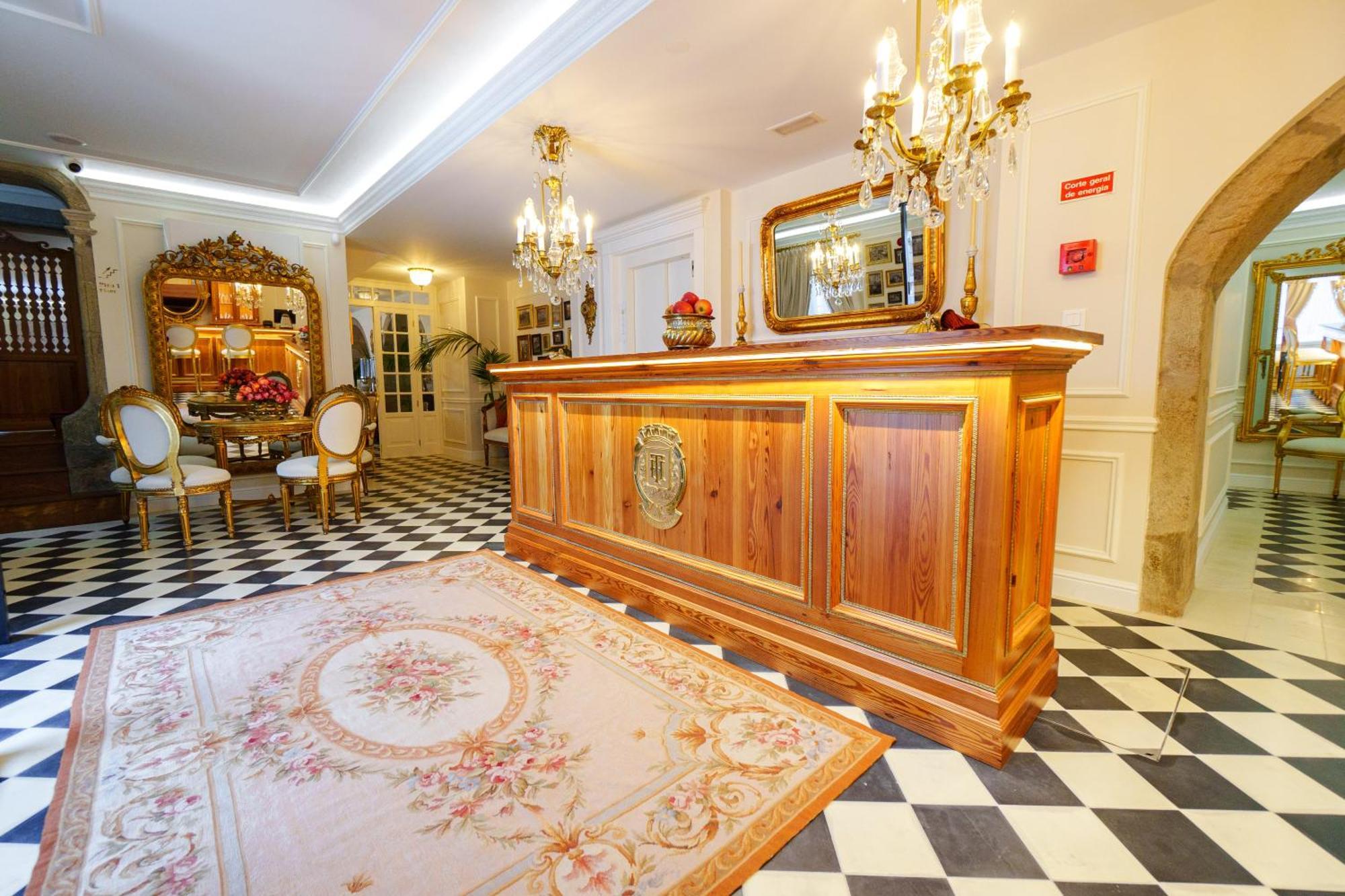 Boutique Teatro 4*