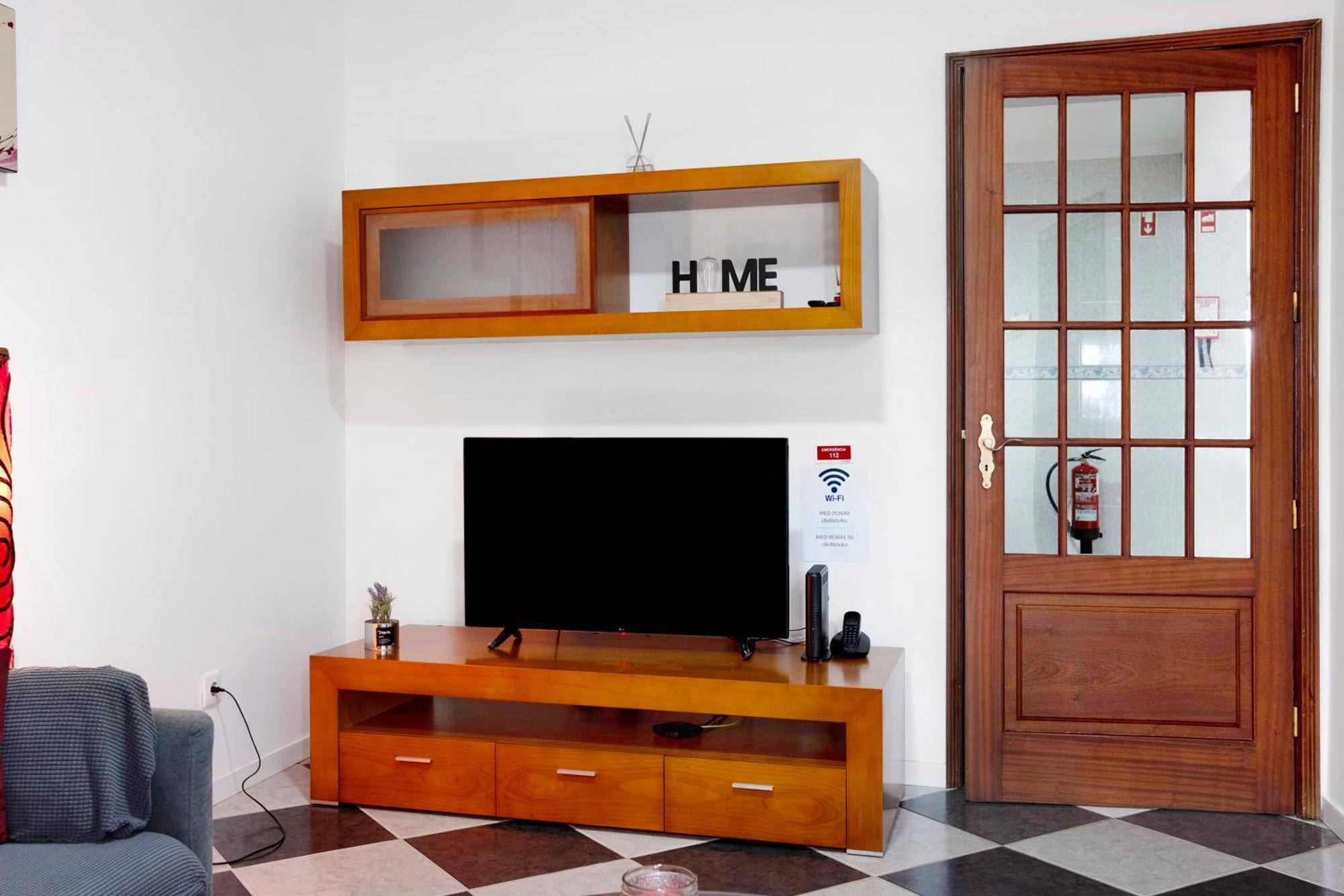 Casa Xadrez Povoacao (Sao Miguel)