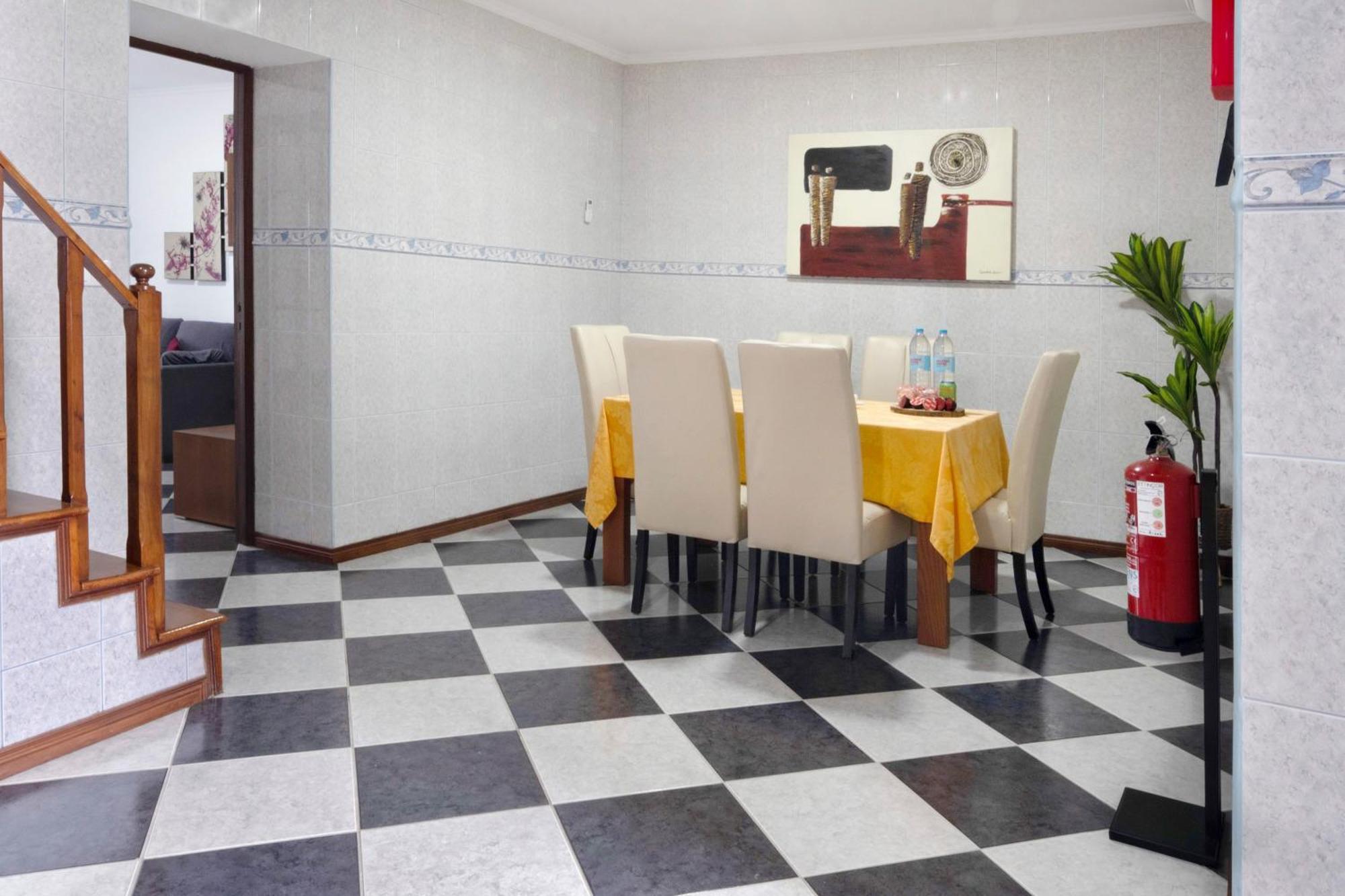 Casa Xadrez * Povoacao (Sao Miguel)