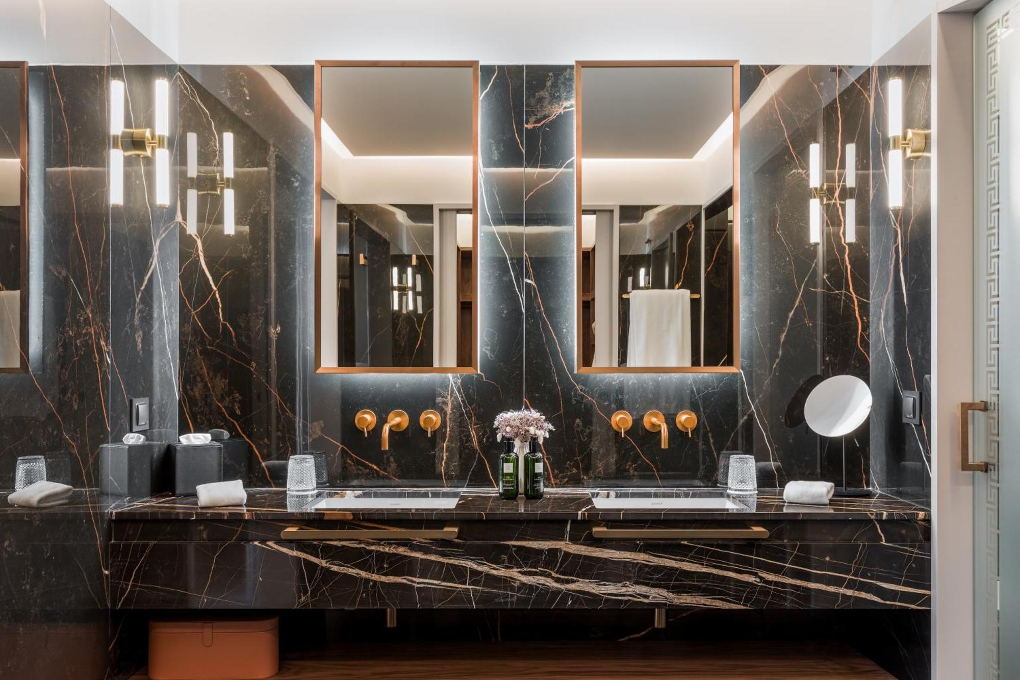 Maison Albar - Amoure Hotel