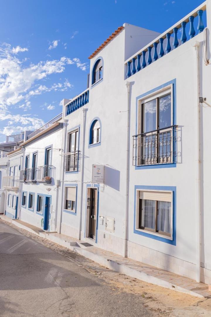 Jorge Aguas - 2bedroom In The Town Of - Sea View Apartment Burgau
