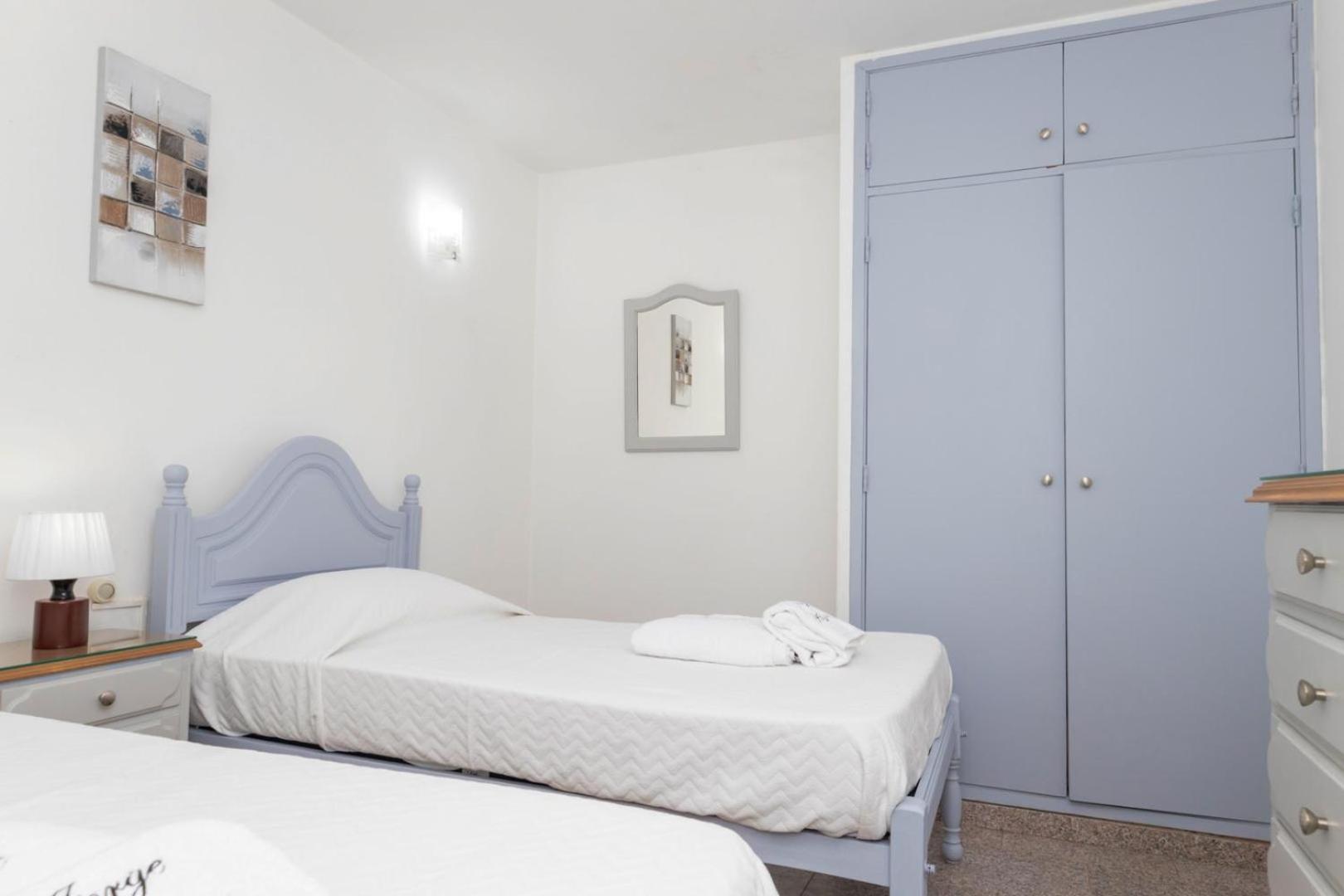 Jorge Aguas - 2bedroom In The Town Of - Sea View *