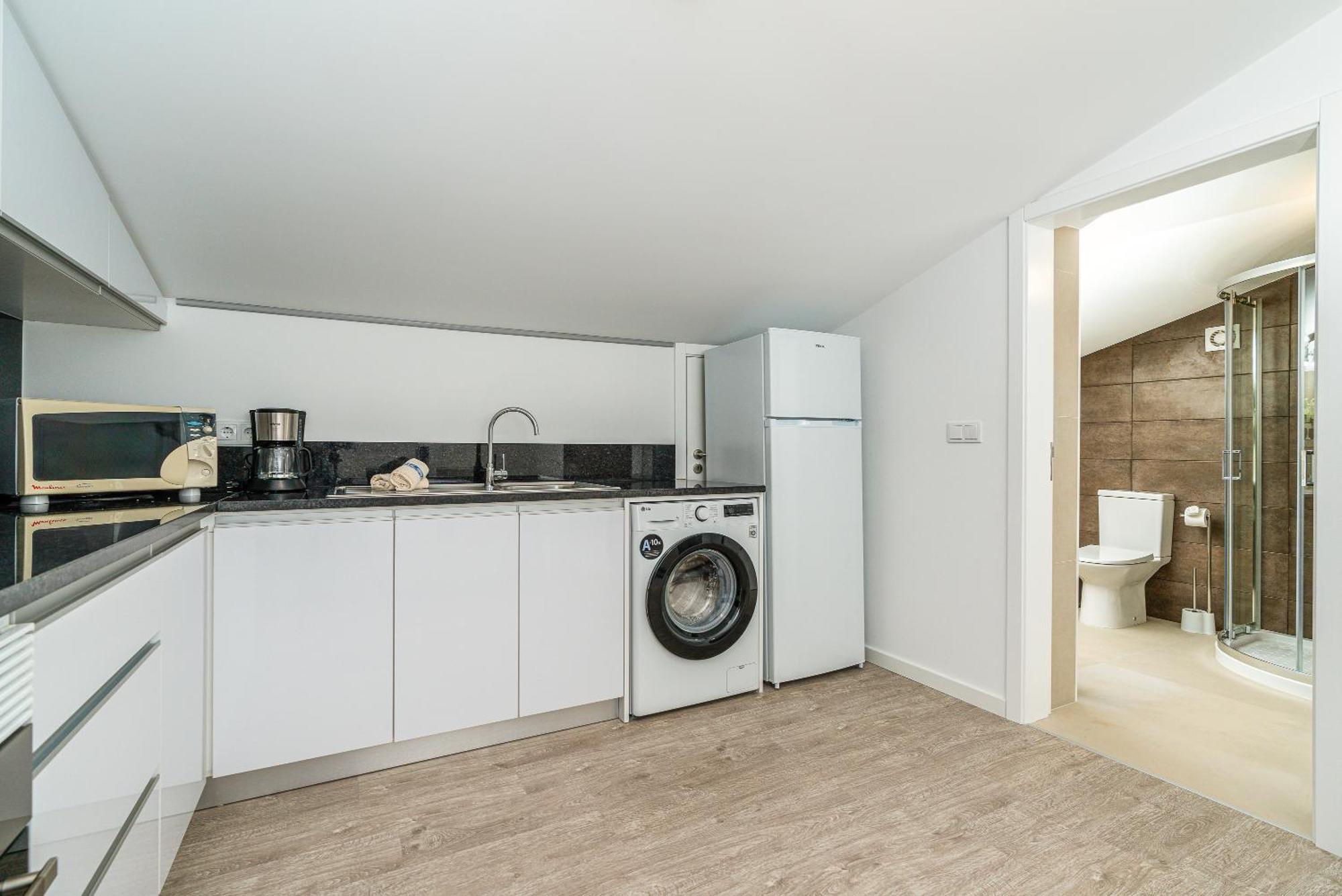 Ana's View, Cozy Apartment, Ac, Sea View & Parking Apartment Arco da Calheta (Madeira)