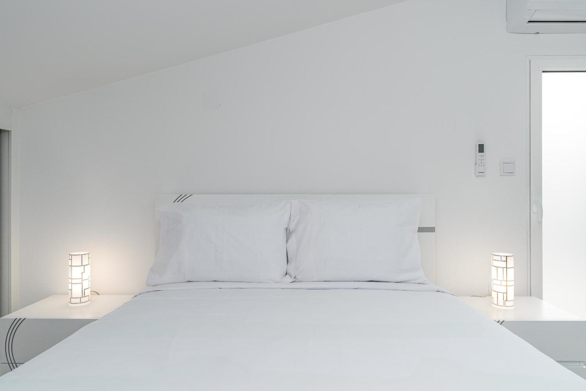 Apartment Ana's View, Cozy Apartment, Ac, Sea View & Parking *