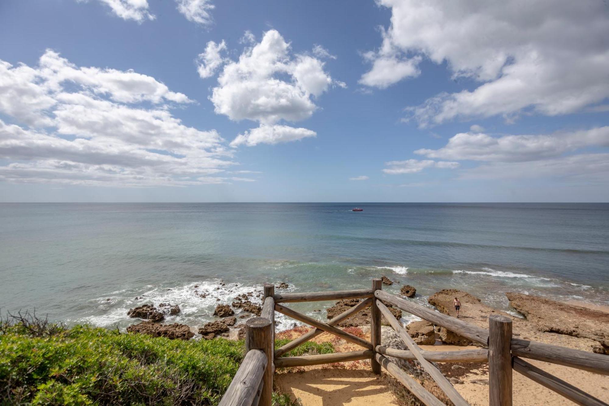 D'agua Beachfront 4* Olhos de Agua (Albufeira)