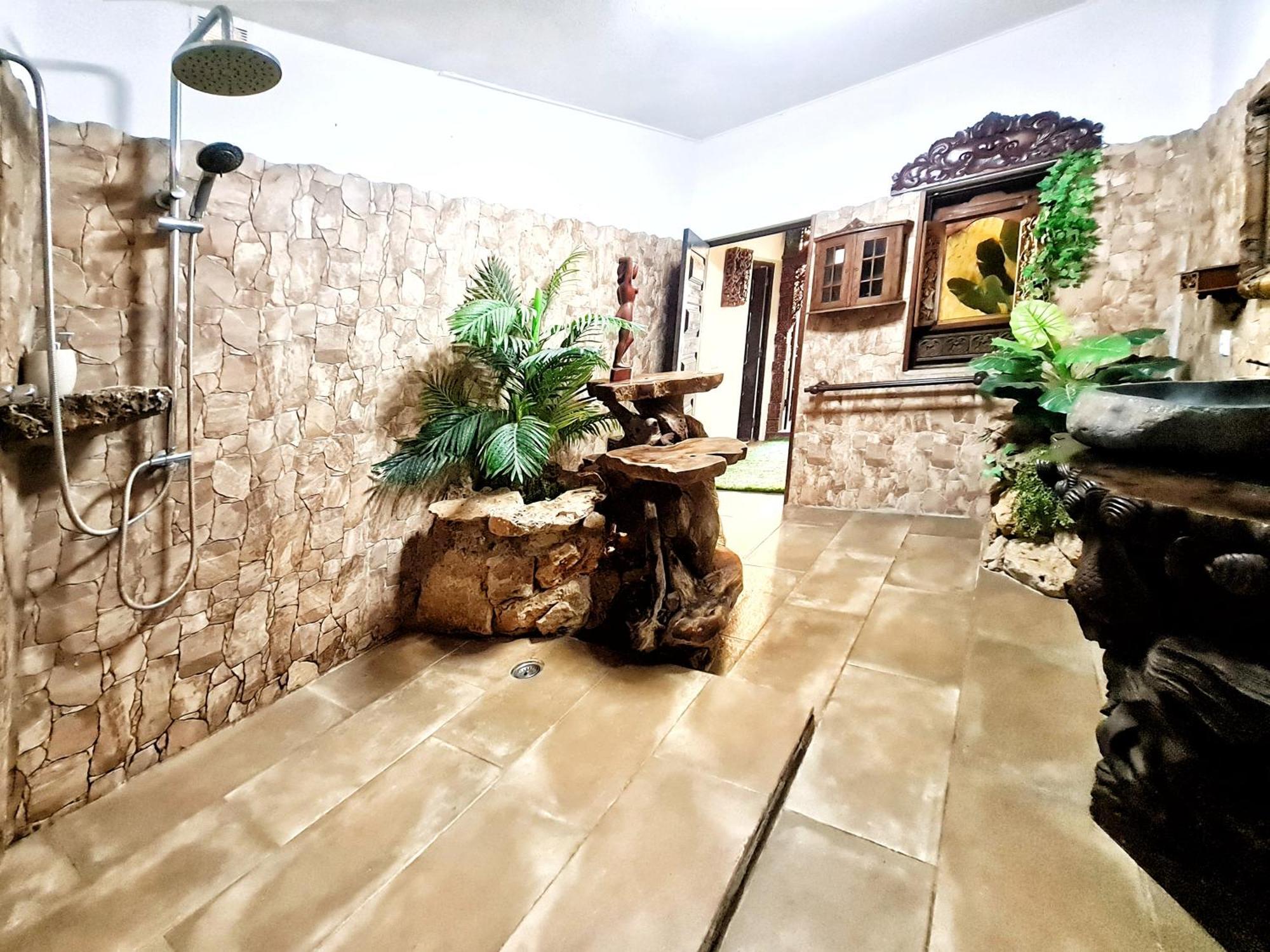 Villa Paraiso - Naturism Optional Adults Only Bed & Breakfast 4*