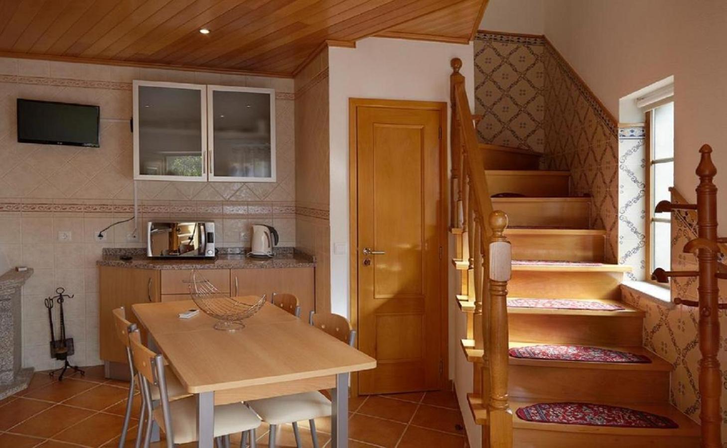 Abrigo Da Montanha Alojamento Familiar Guest house Sabugueiro (Guarda)