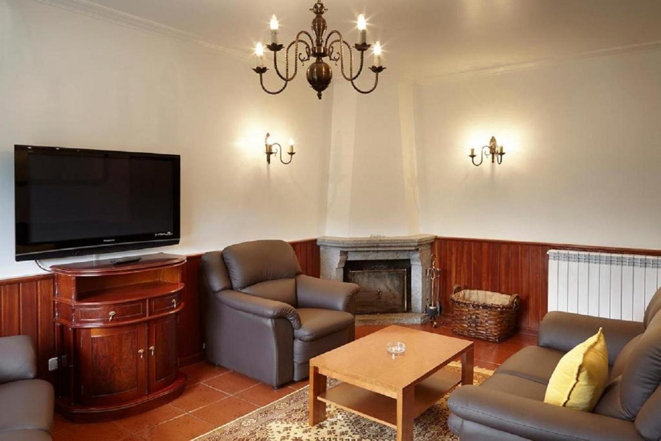 Guest house Abrigo Da Montanha Alojamento Familiar 2*