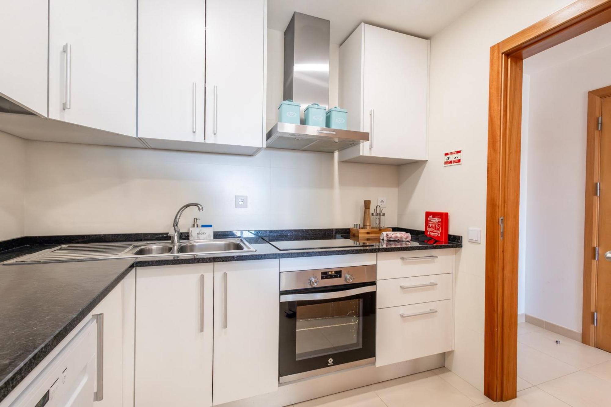 Bay View-t1 Apartment *