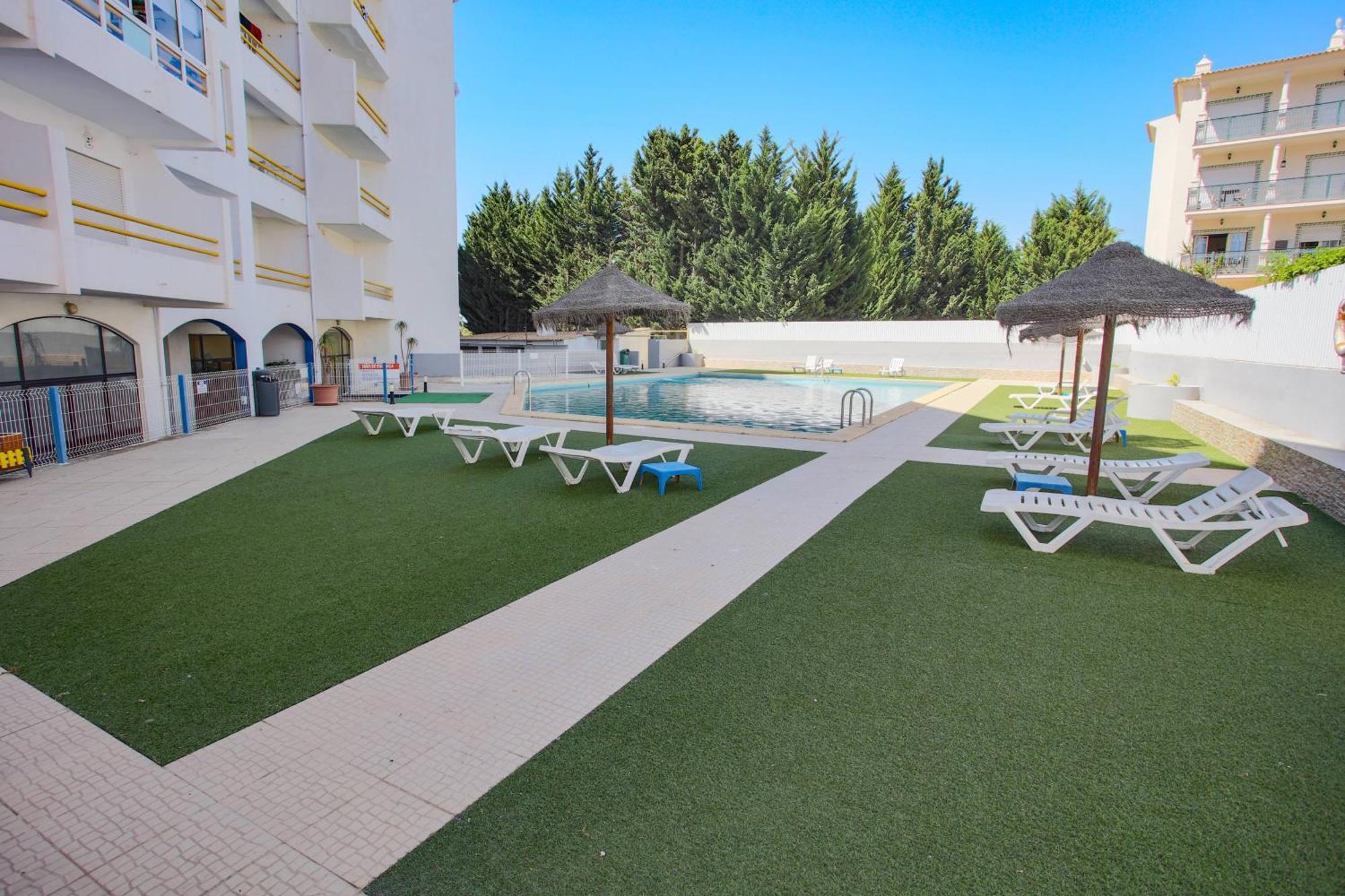 Luxe With Pool, Airco, Seaview With Two Balcony - Go4portugal Albufeira