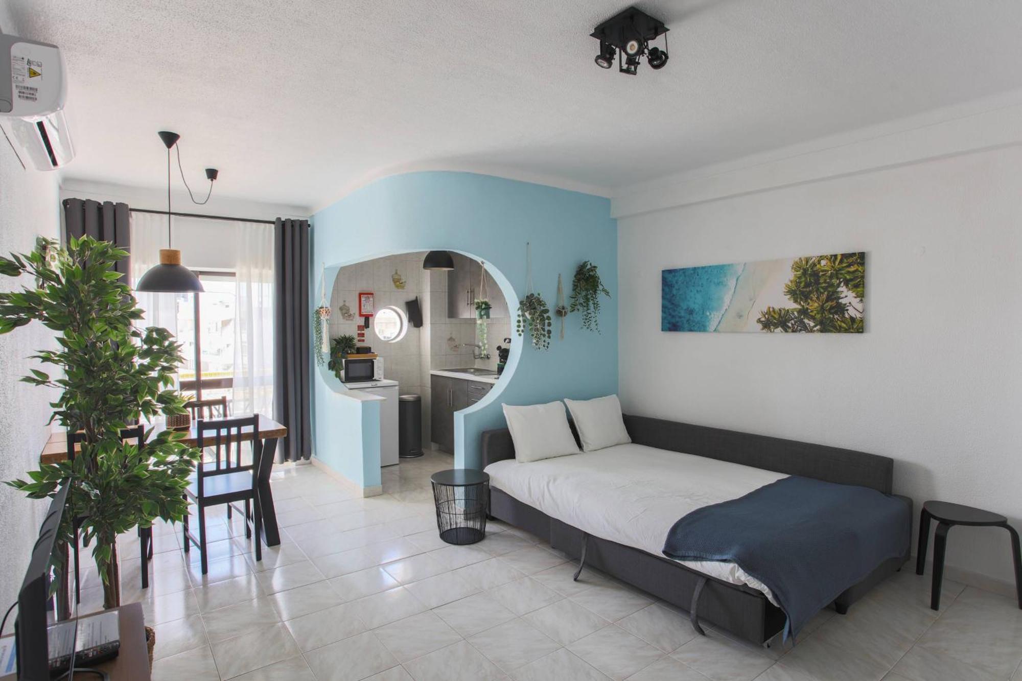 Apartment Luxe With Pool, Airco, Seaview With Two Balcony - Go4portugal Albufeira