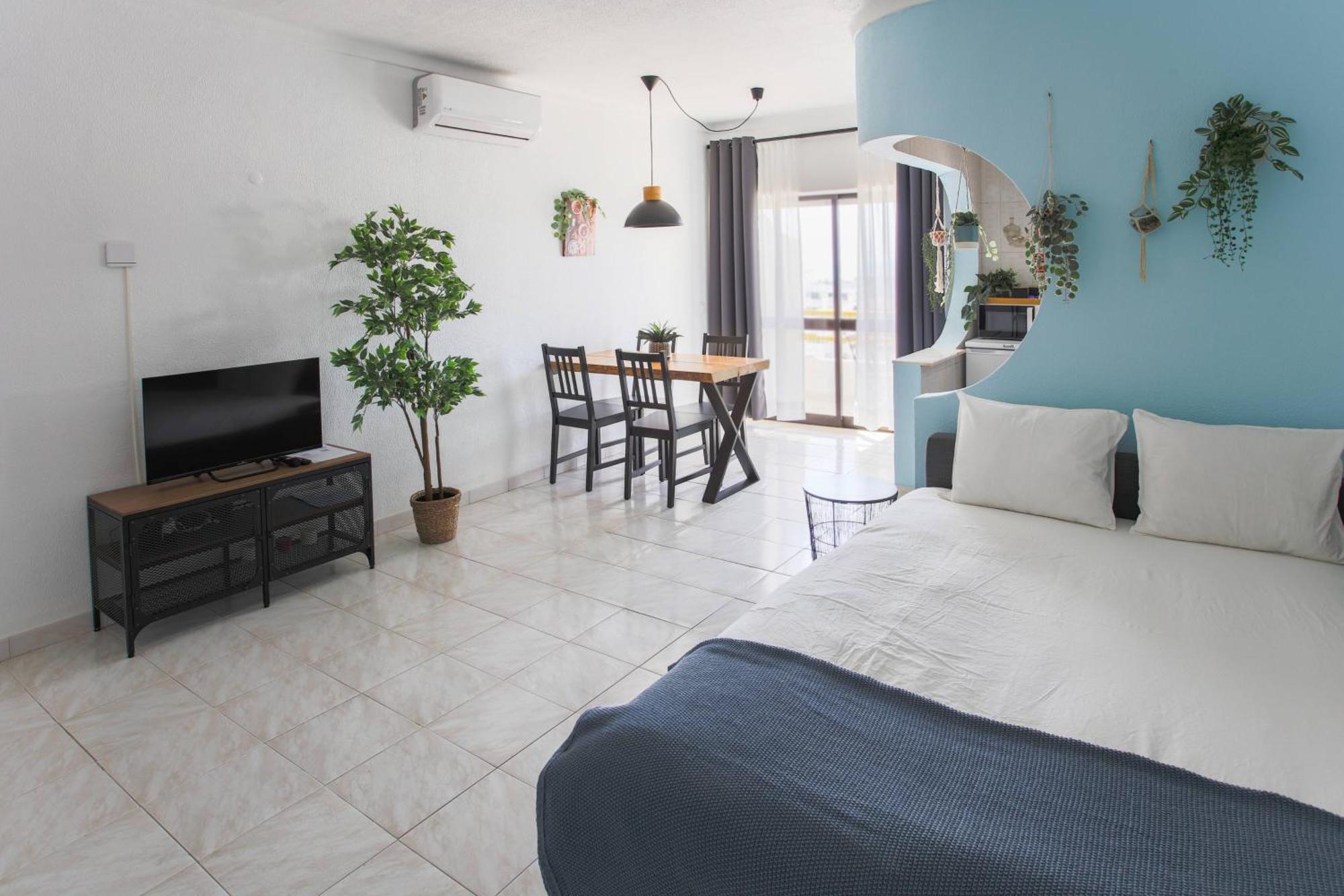 Luxe With Pool, Airco, Seaview With Two Balcony - Go4portugal Albufeira