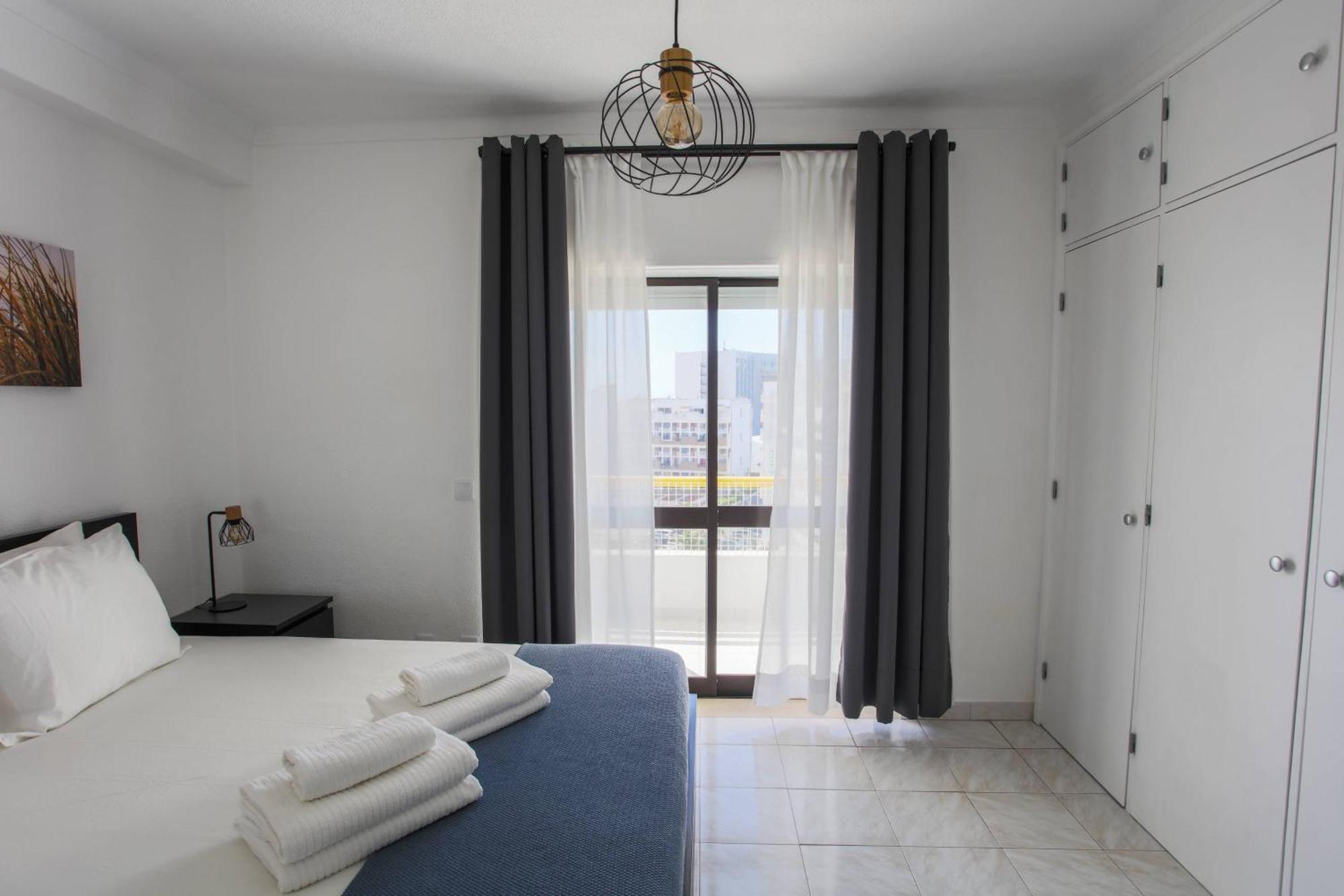Luxe With Pool, Airco, Seaview With Two Balcony - Go4portugal Apartment *
