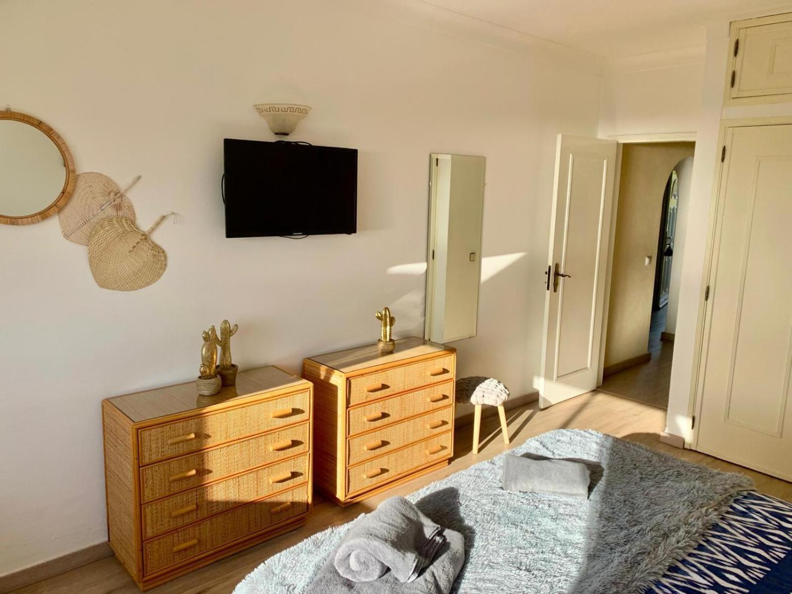 Dreamy Sea View With Access To Private Pool & Stunning Rooftop Praia Da Luz