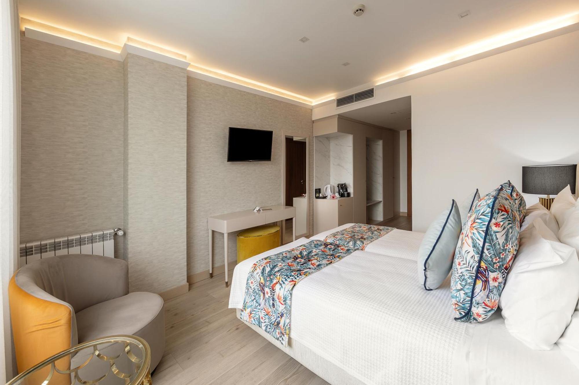 Lido Hotel