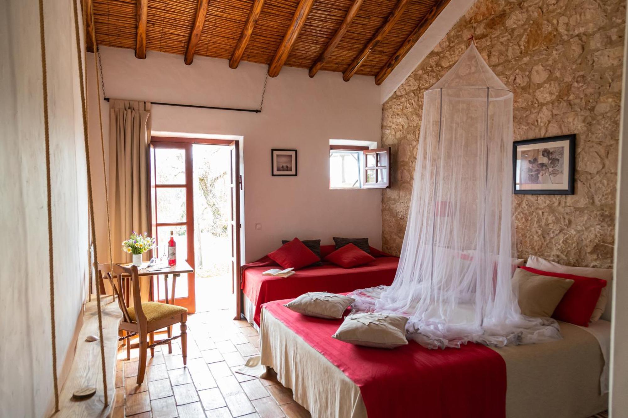 Farm stay Casas Na Vinha - Monte Da Casteleja, Wine Estate - Eco Lagos