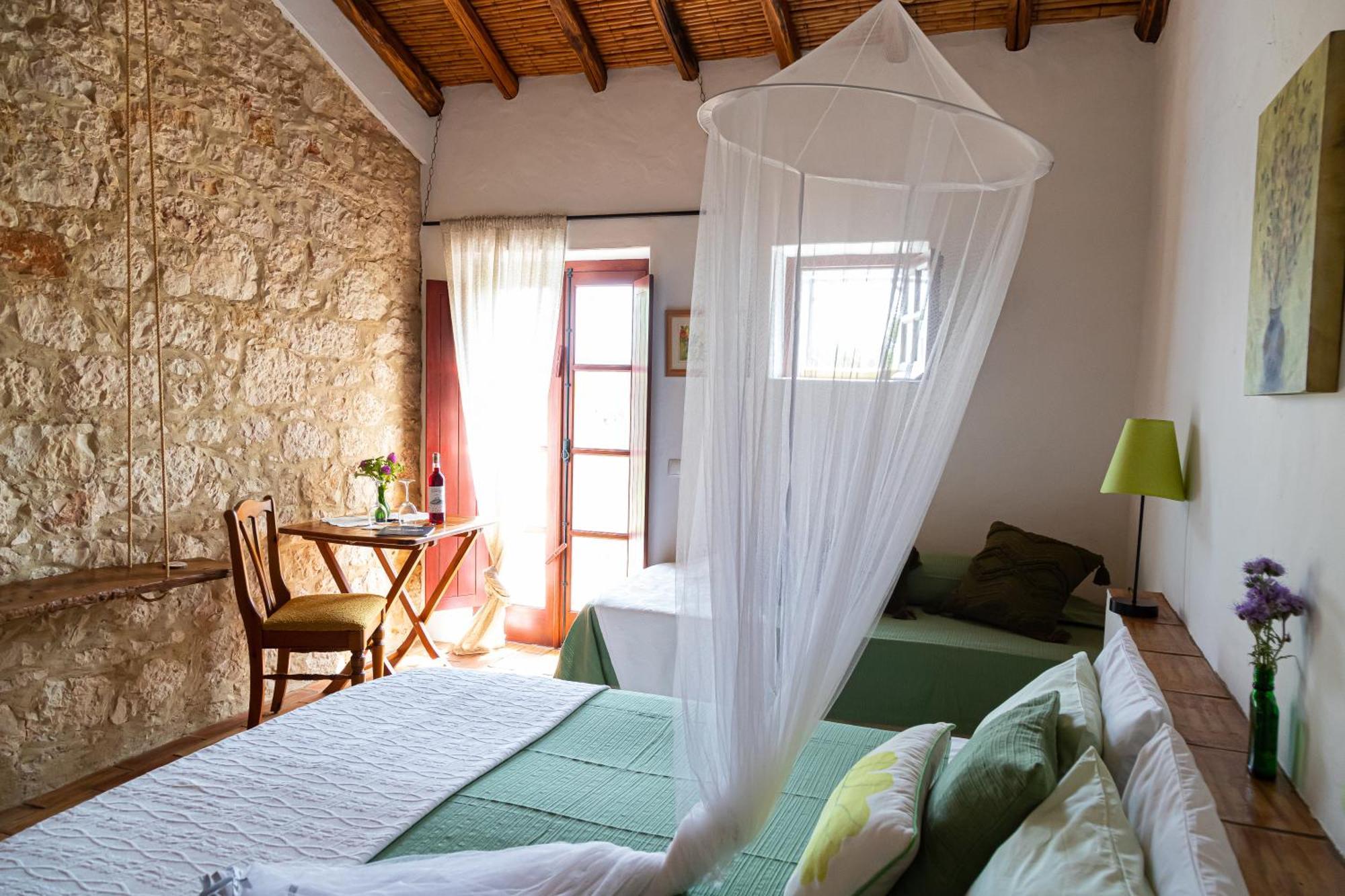 Casas Na Vinha - Monte Da Casteleja, Wine Estate - Eco