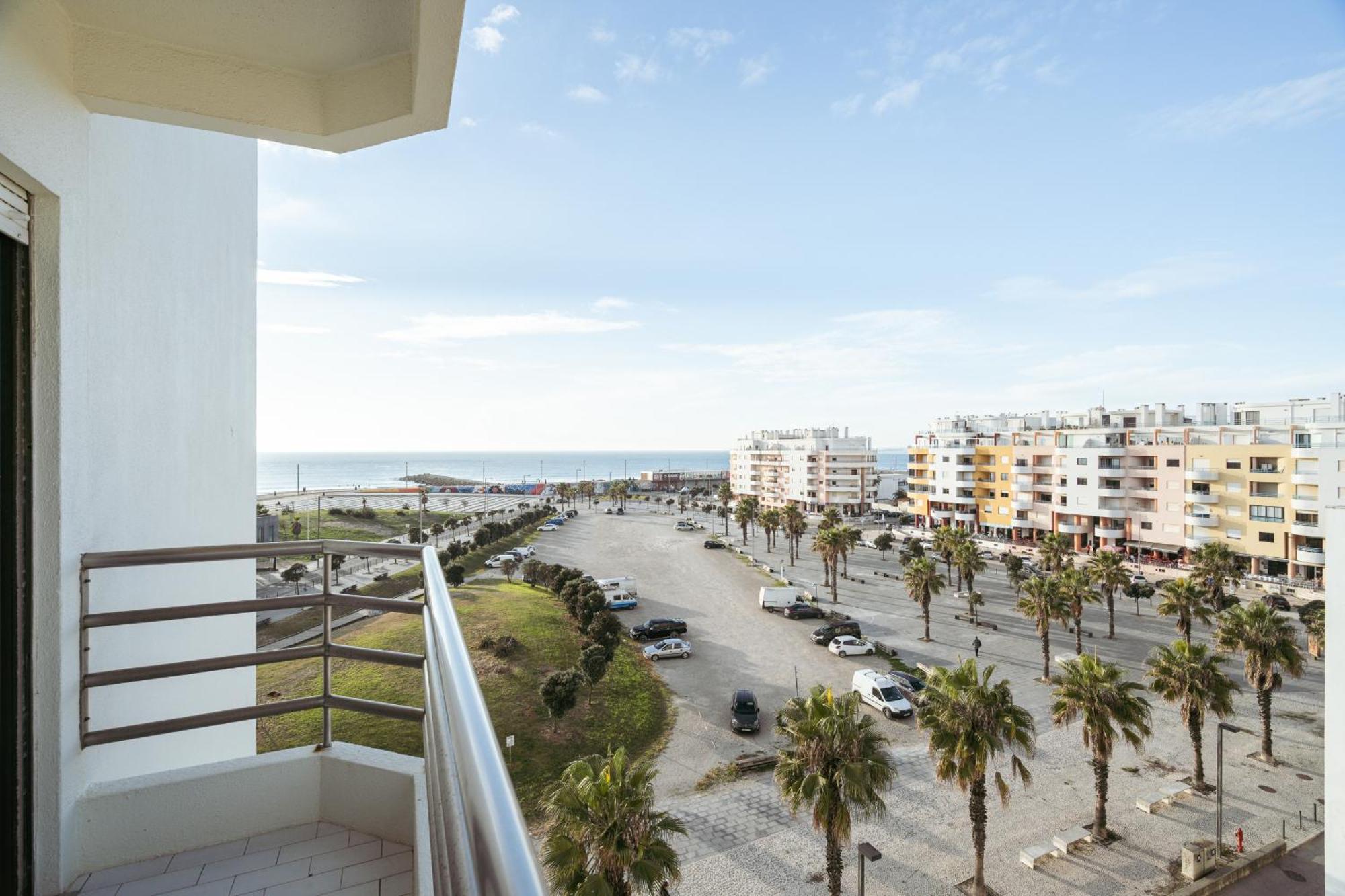 Apartment Horizonte Infinito - By Capararica Costa da Caparica