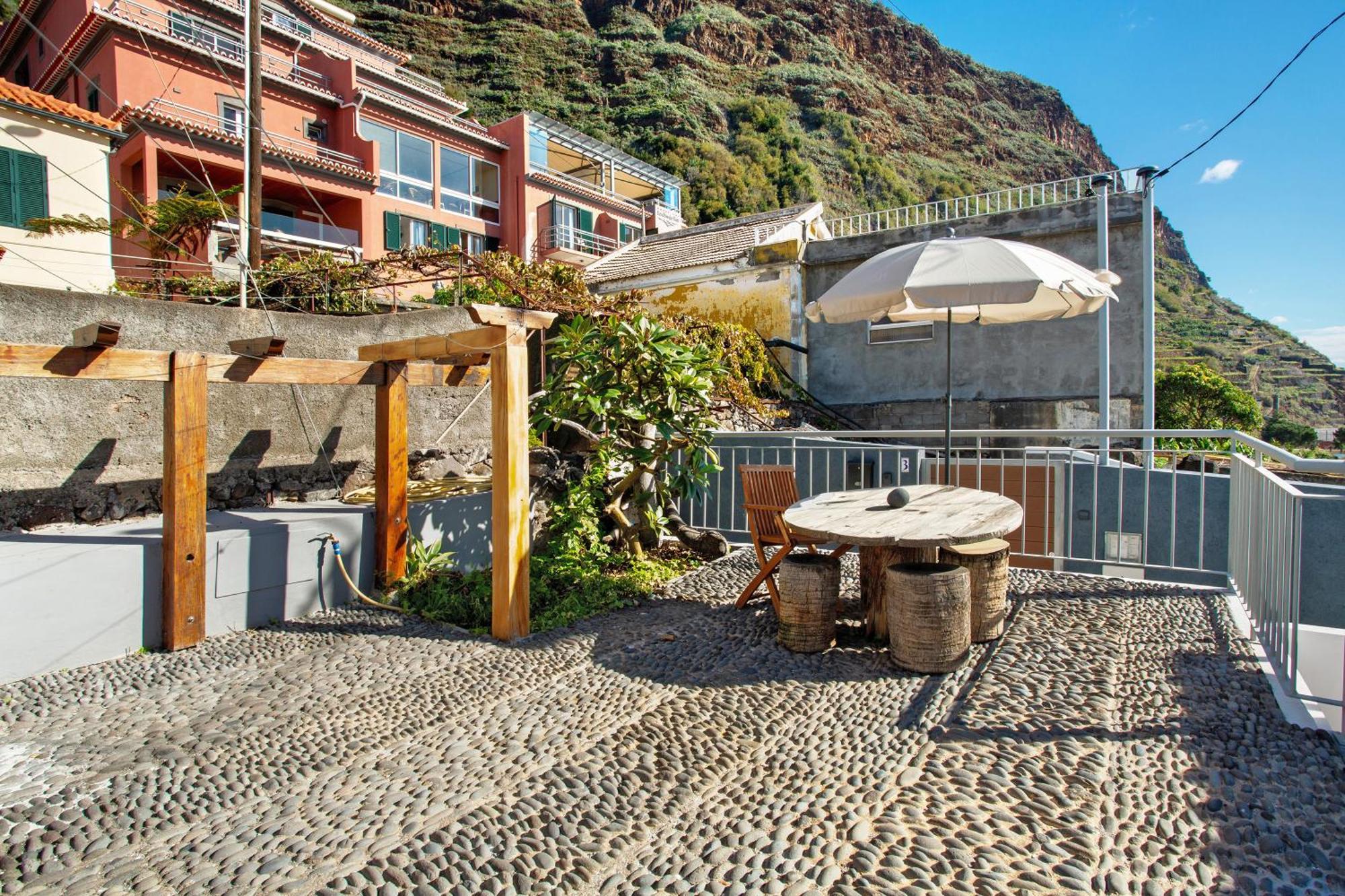The Wave House - Two Bedroom Flat * Jardim do Mar