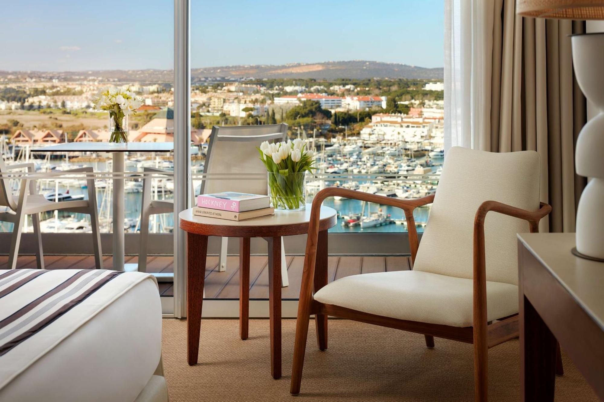 Hotel Tivoli Marina
