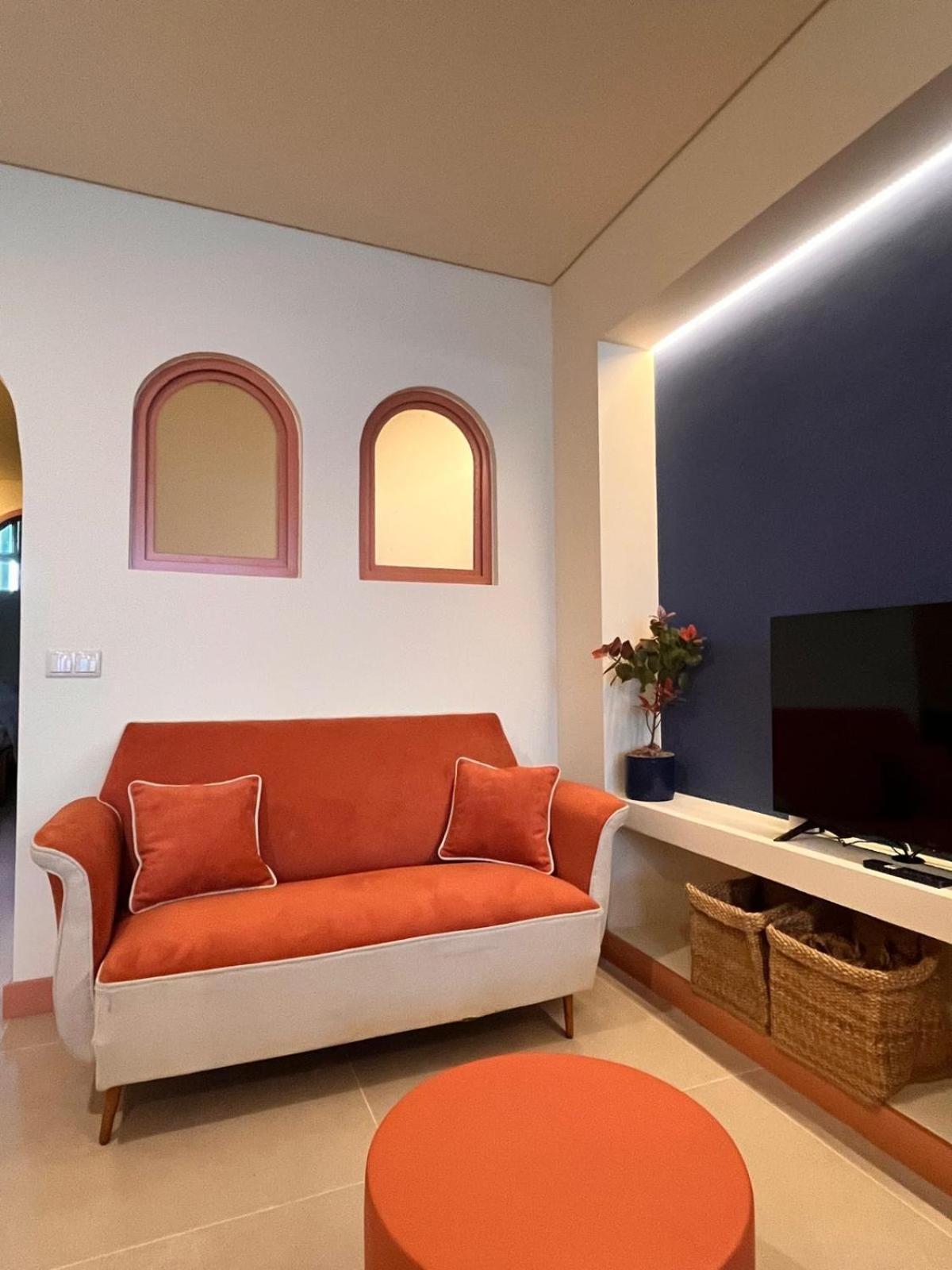 Braganca Apartments *