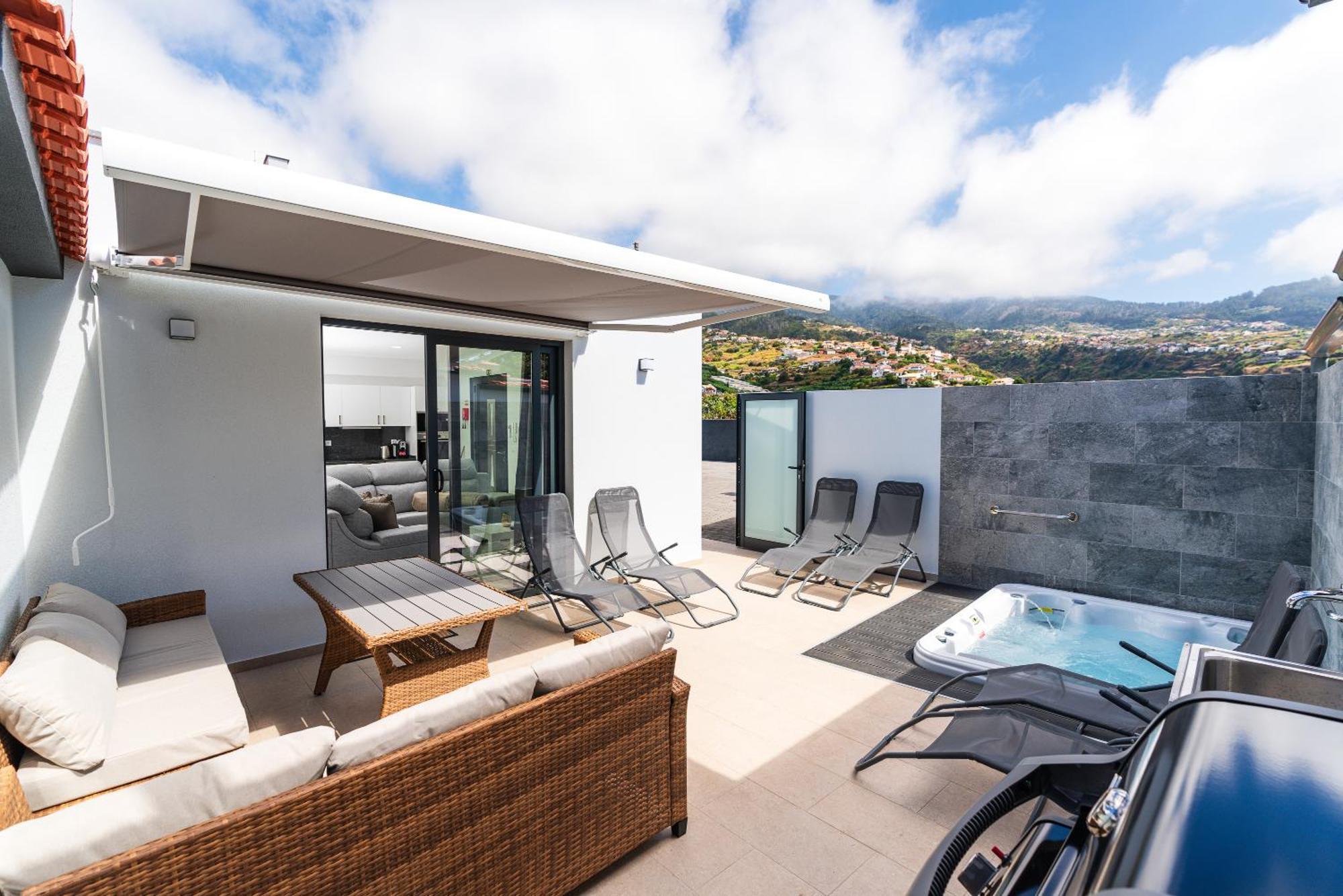 Villa Star House -jacuzzi & Aircon