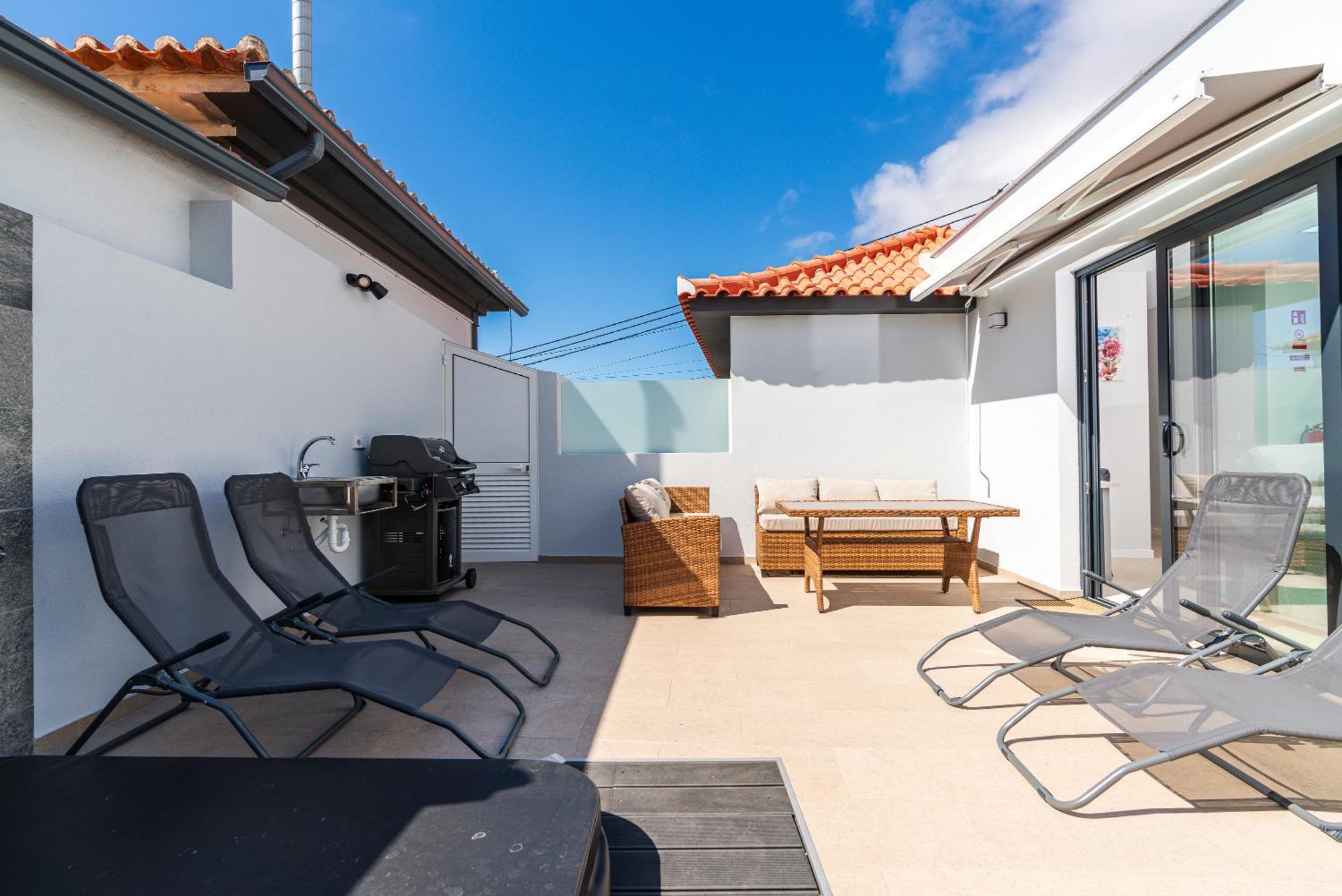 Star House -jacuzzi & Aircon Villa *