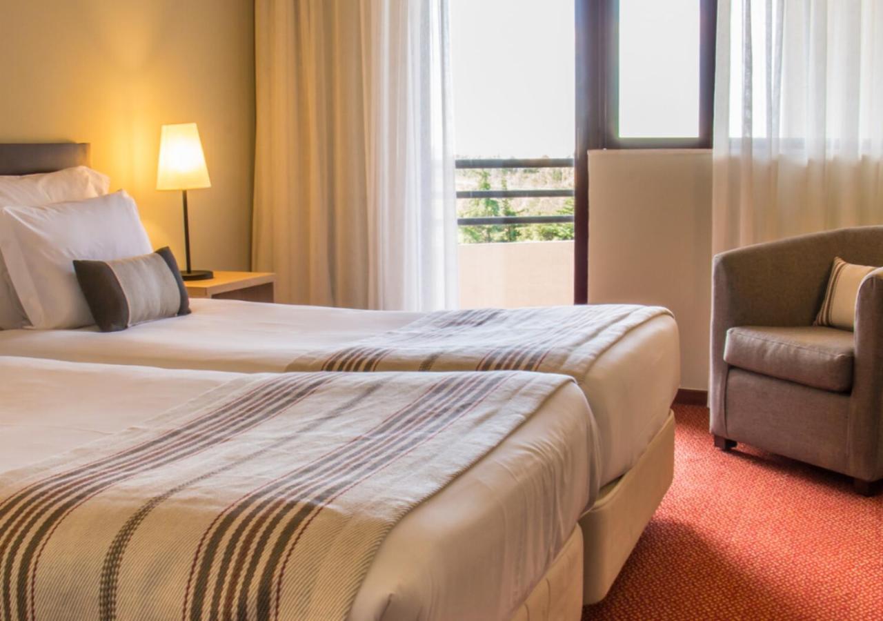 Evora Hotel 4*