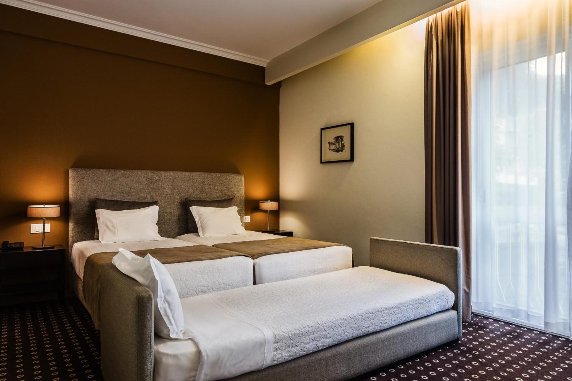 Hotel Grao Vasco - Historic And 4*