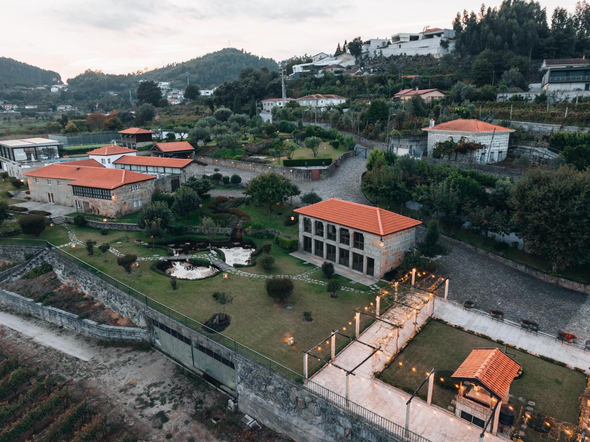 Quinta Da Eira Do Sol Farm stay Guimaraes
