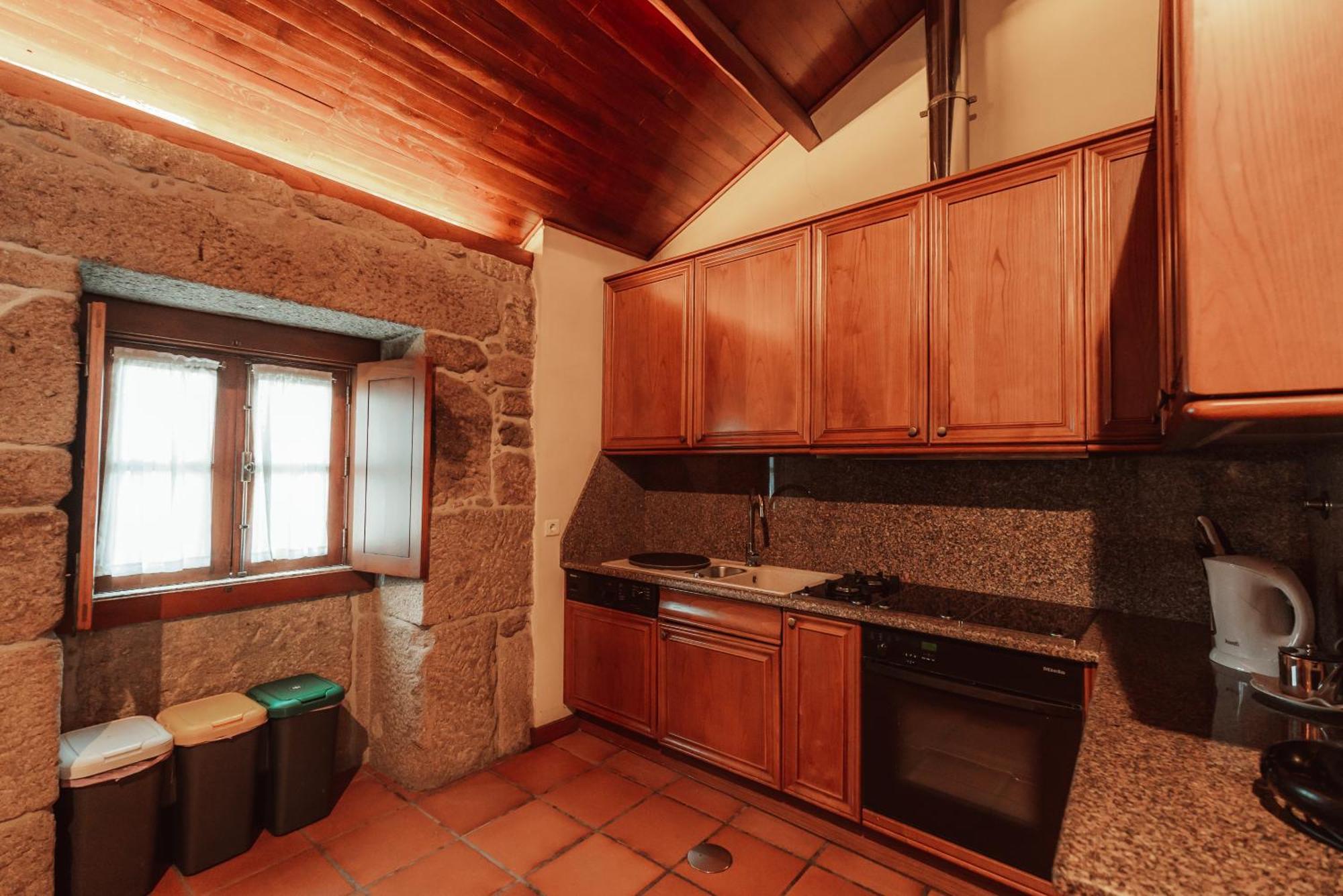 Quinta Da Eira Do Sol Farm stay