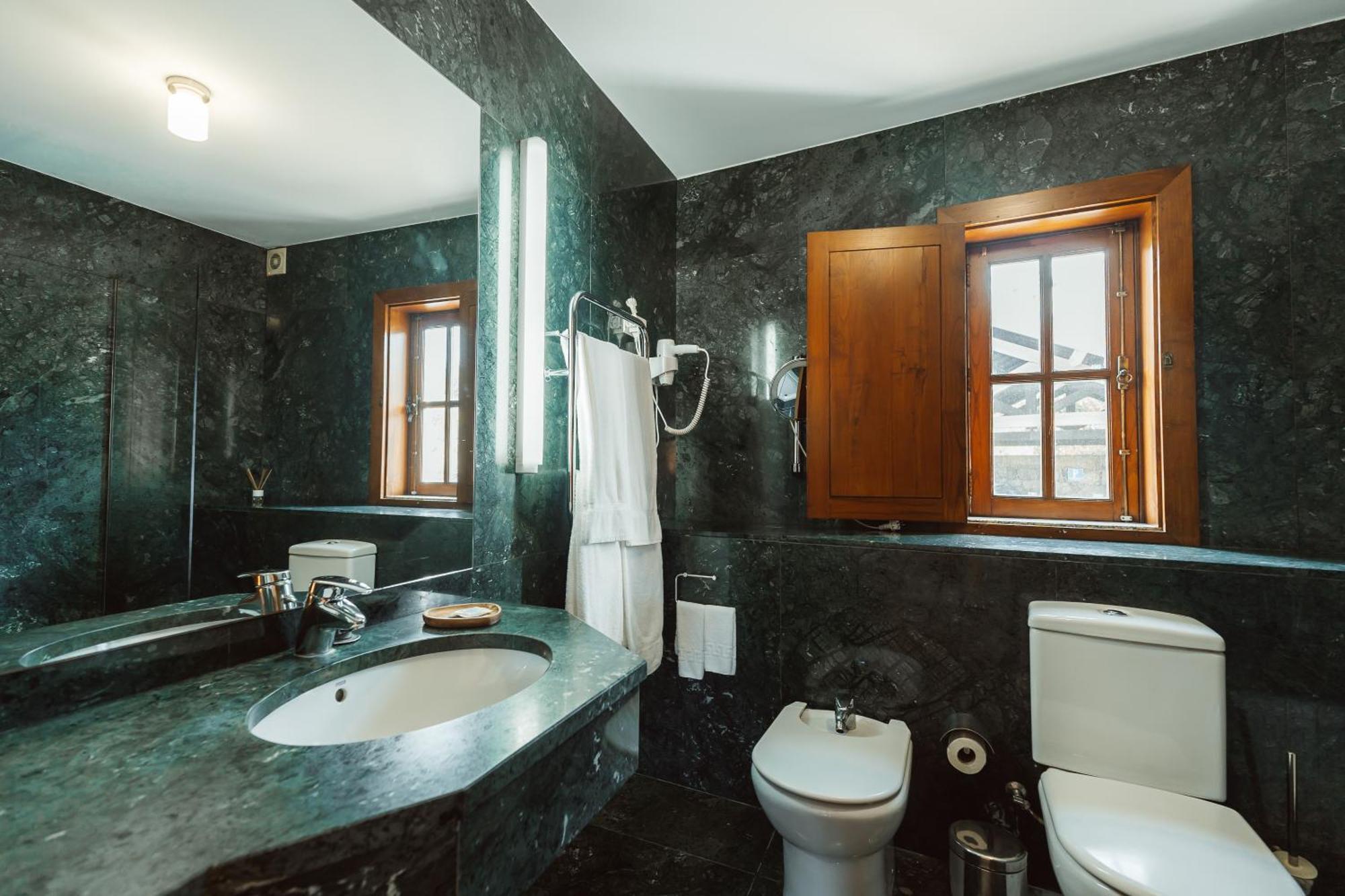 Quinta Da Eira Do Sol Farm stay Guimaraes